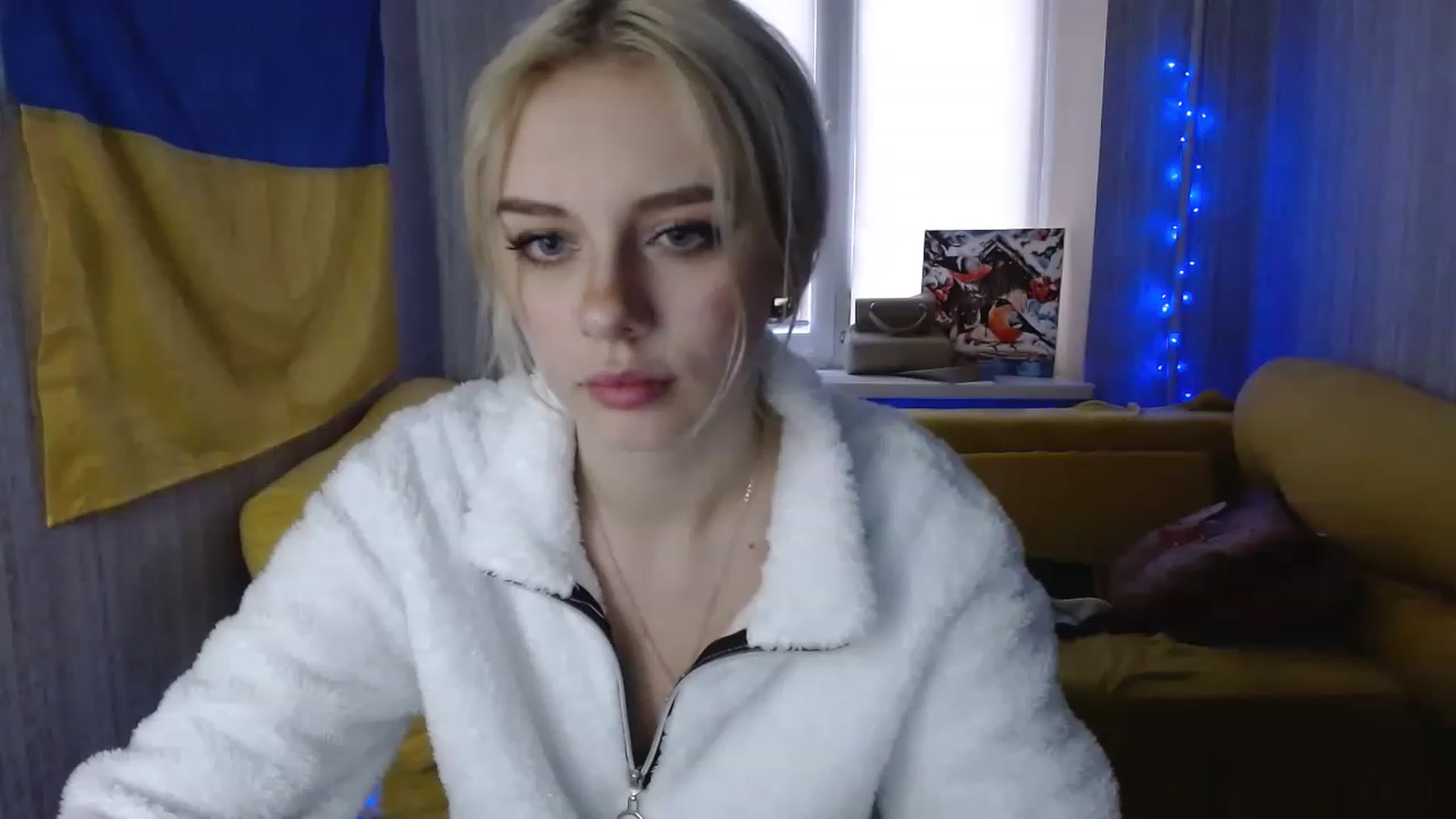 Gallery image thumbnail from Ririma_xo's myfreecams stream on, 12/08/2022, 12:13 image 1 of 20