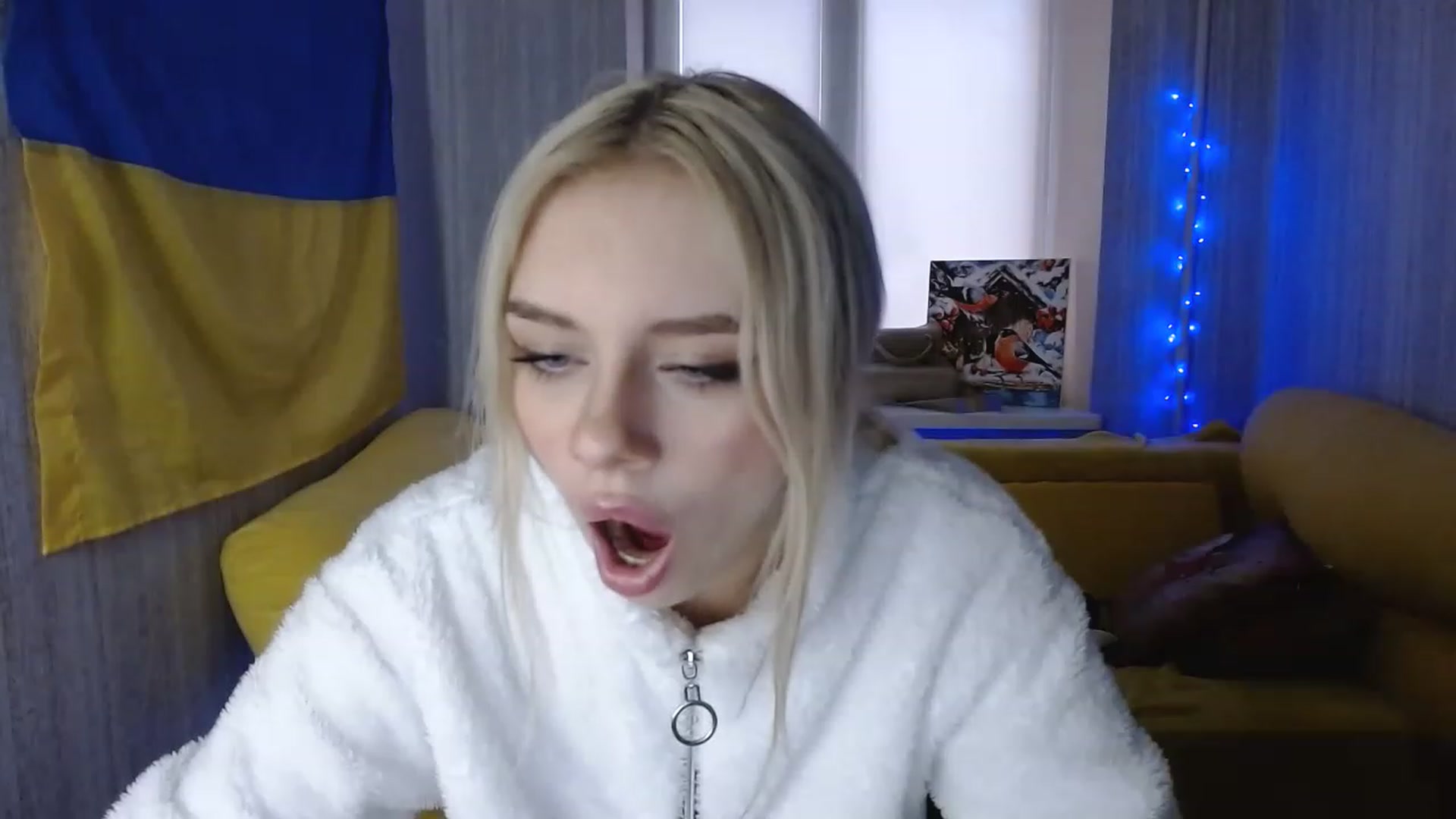 Gallery image thumbnail from Ririma_xo's myfreecams stream on, 12/08/2022, 12:56 image 10 of 20
