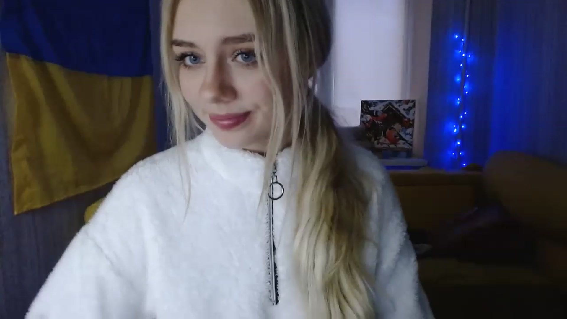Gallery image thumbnail from Ririma_xo's myfreecams stream on, 12/08/2022, 12:56 image 13 of 20