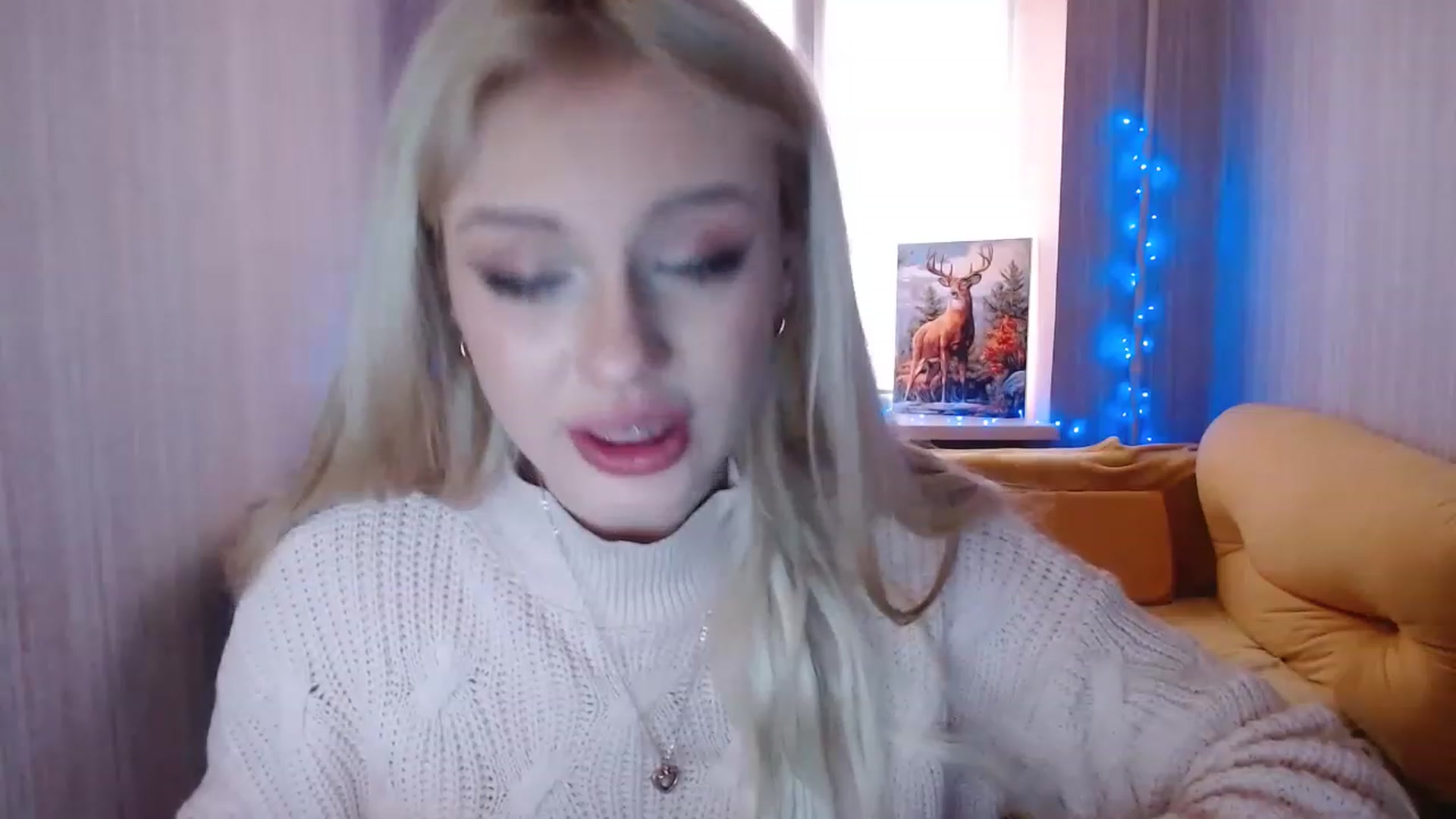 Gallery image thumbnail from Ririma_xo's myfreecams stream on, 12/17/2022, 11:50 image 5 of 20