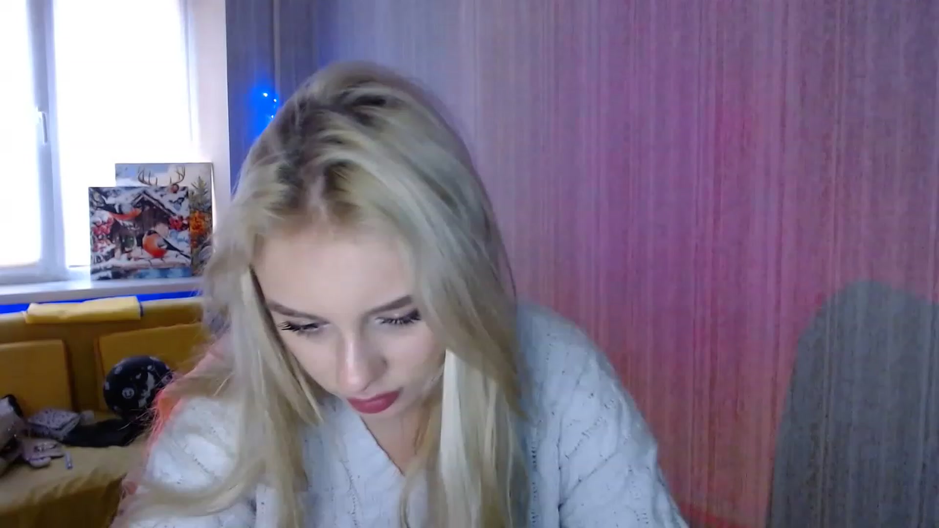 Gallery image thumbnail from Ririma_xo's myfreecams stream on, 12/23/2022, 11:11 image 8 of 20
