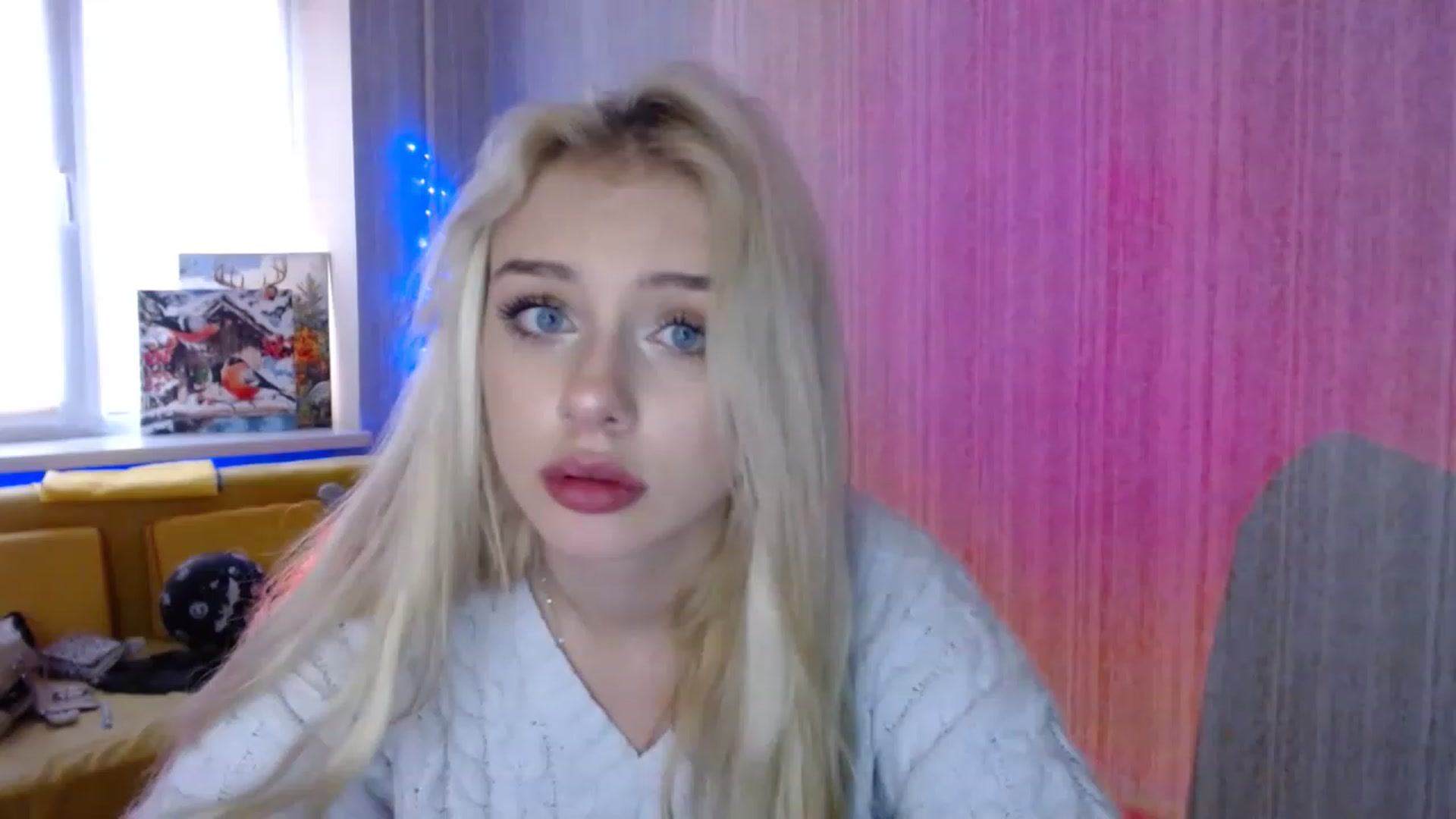 Gallery image thumbnail from Ririma_xo's myfreecams stream on, 12/23/2022, 11:11 image 5 of 20