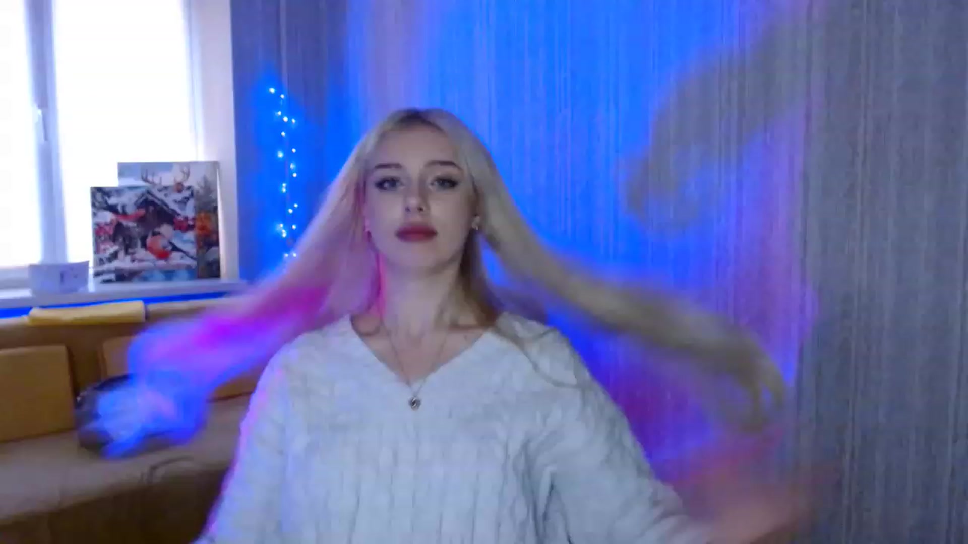 Gallery image thumbnail from Ririma_xo's myfreecams stream on, 12/23/2022, 13:10 image 7 of 20
