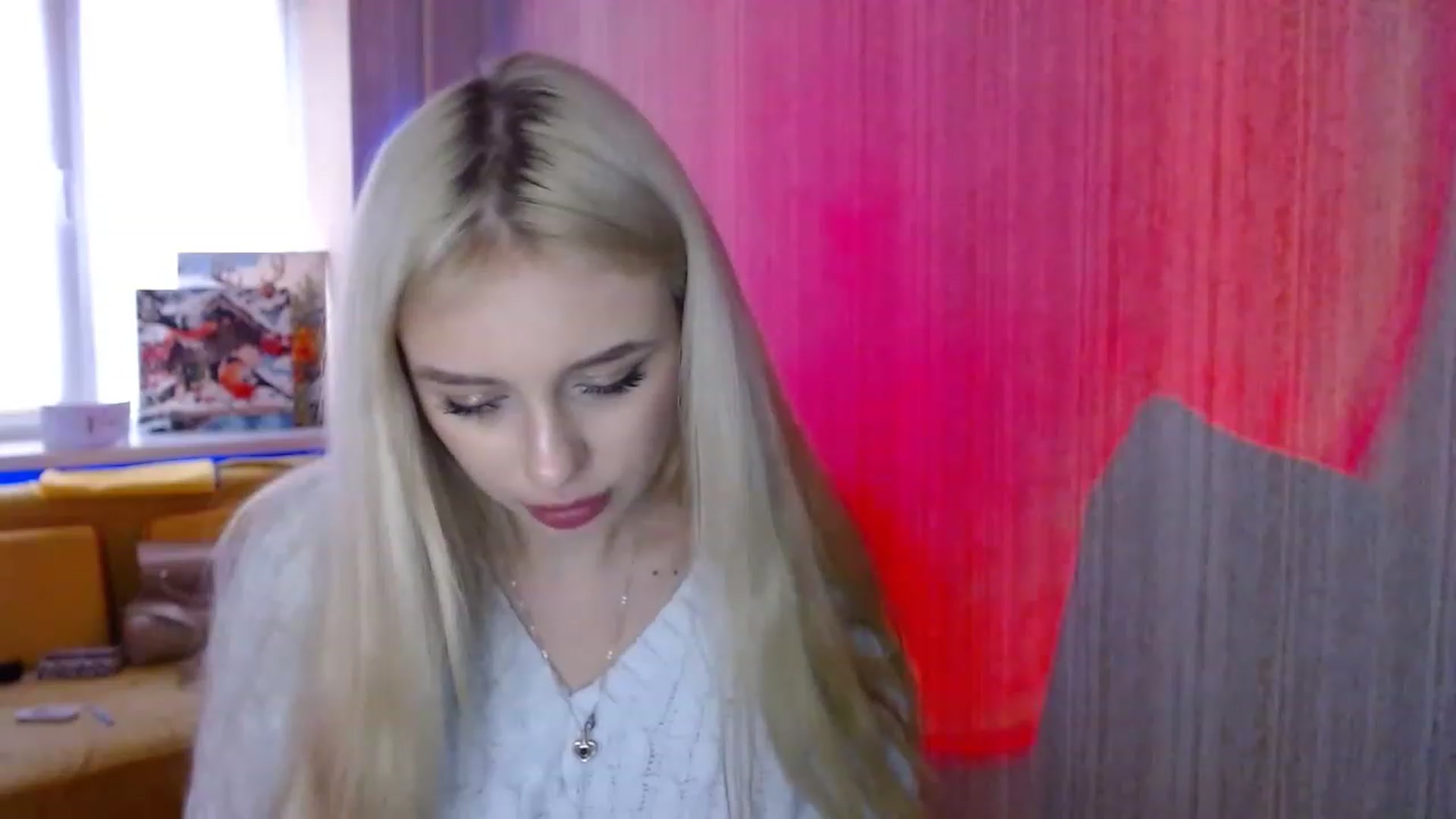 Gallery image thumbnail from Ririma_xo's myfreecams stream on, 12/23/2022, 13:10 image 2 of 20