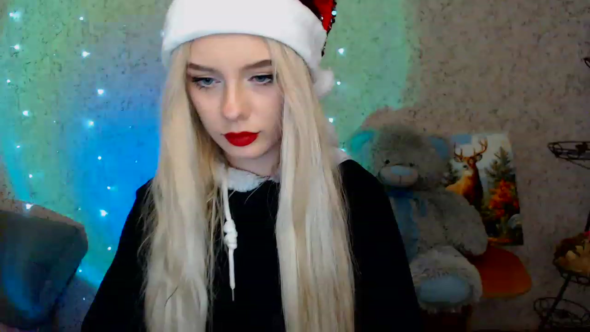 Gallery image thumbnail from Ririma_xo's myfreecams stream on, 12/25/2022, 12:18 image 10 of 20