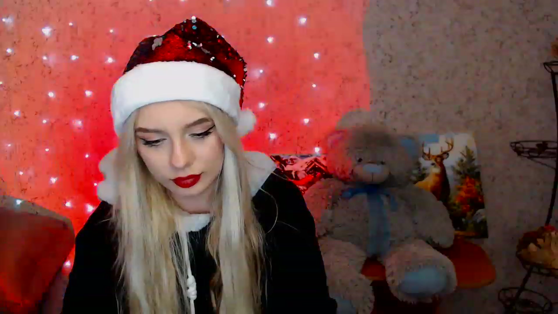 Gallery image thumbnail from Ririma_xo's myfreecams stream on, 12/25/2022, 12:18 image 16 of 20