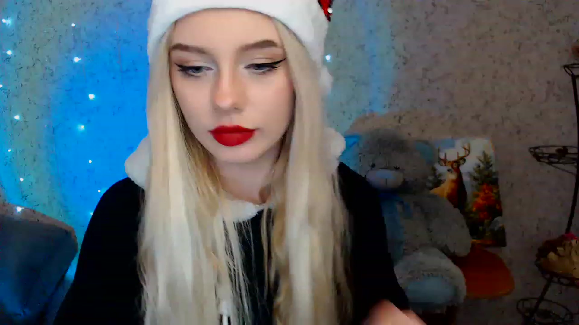 Gallery image thumbnail from Ririma_xo's myfreecams stream on, 12/25/2022, 12:18 image 14 of 20