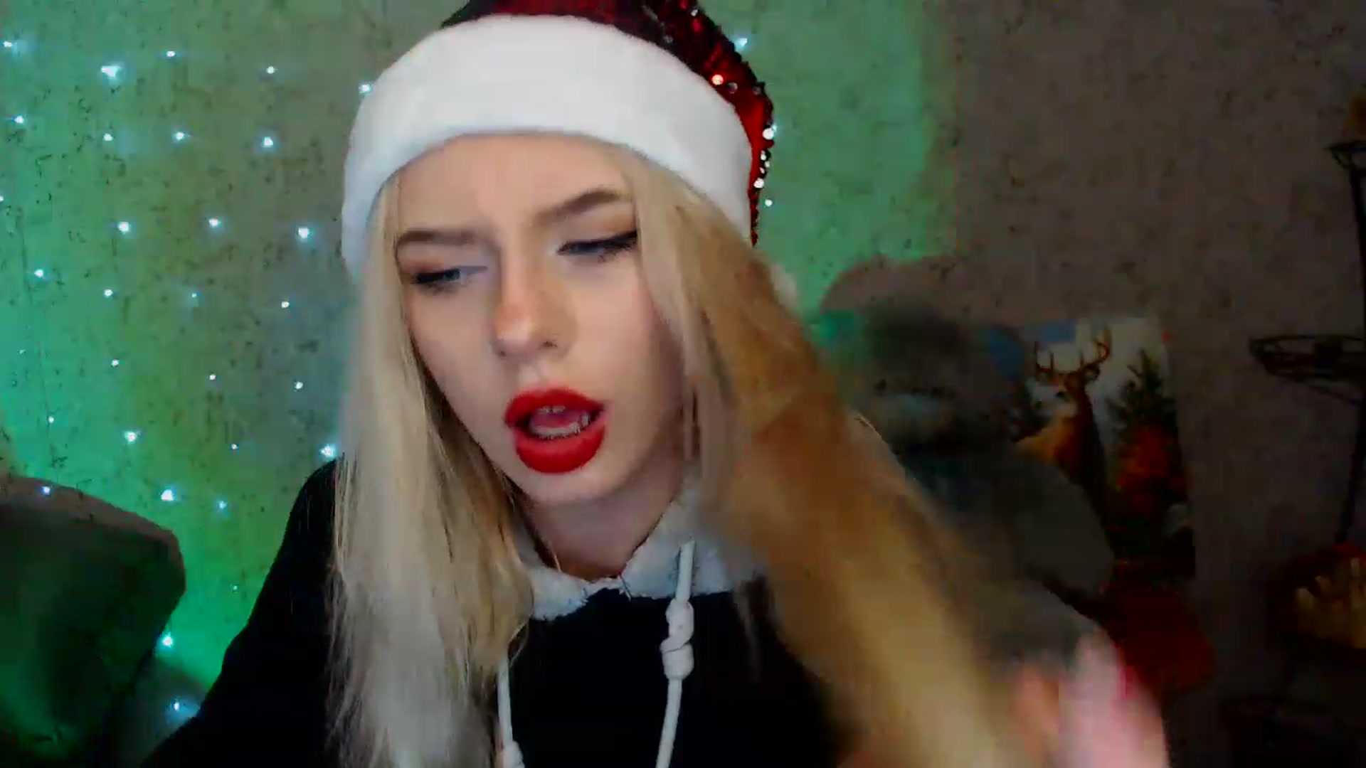 Gallery image thumbnail from Ririma_xo's myfreecams stream on, 12/25/2022, 12:18 image 20 of 20