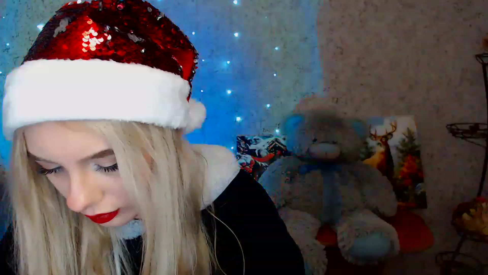 Gallery image thumbnail from Ririma_xo's myfreecams stream on, 12/25/2022, 12:18 image 17 of 20