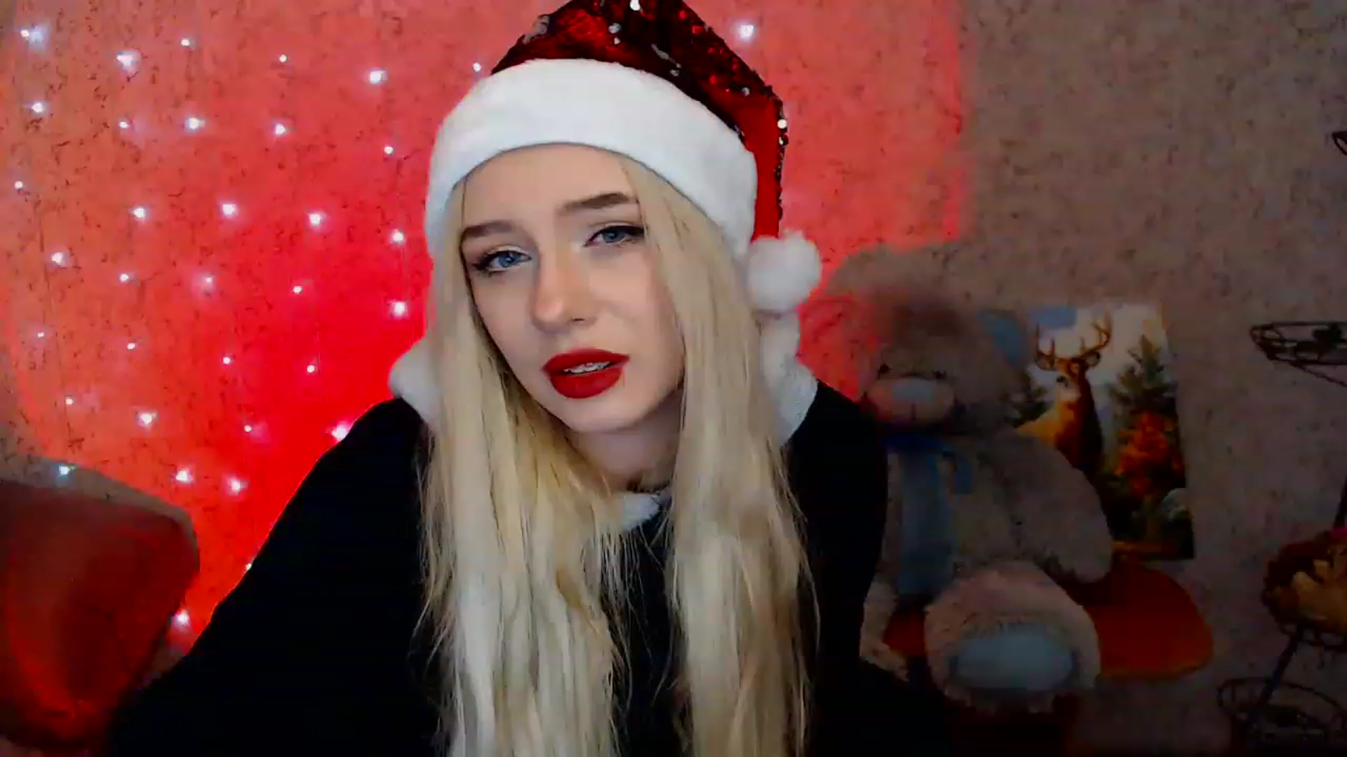 Gallery image thumbnail from Ririma_xo's myfreecams stream on, 12/25/2022, 12:18 image 12 of 20