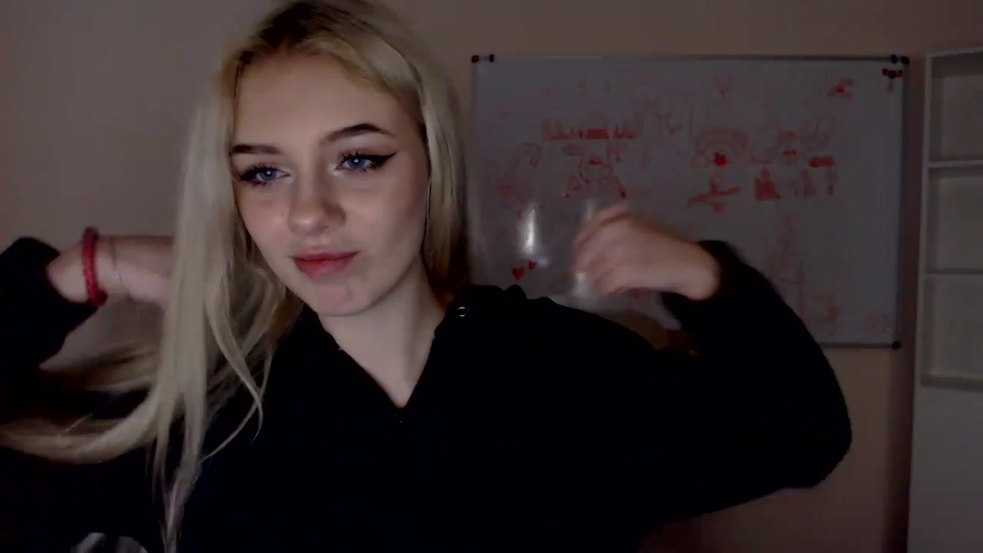 Gallery image thumbnail from Ririma_xo's myfreecams stream on, 12/28/2022, 12:43 image 20 of 20