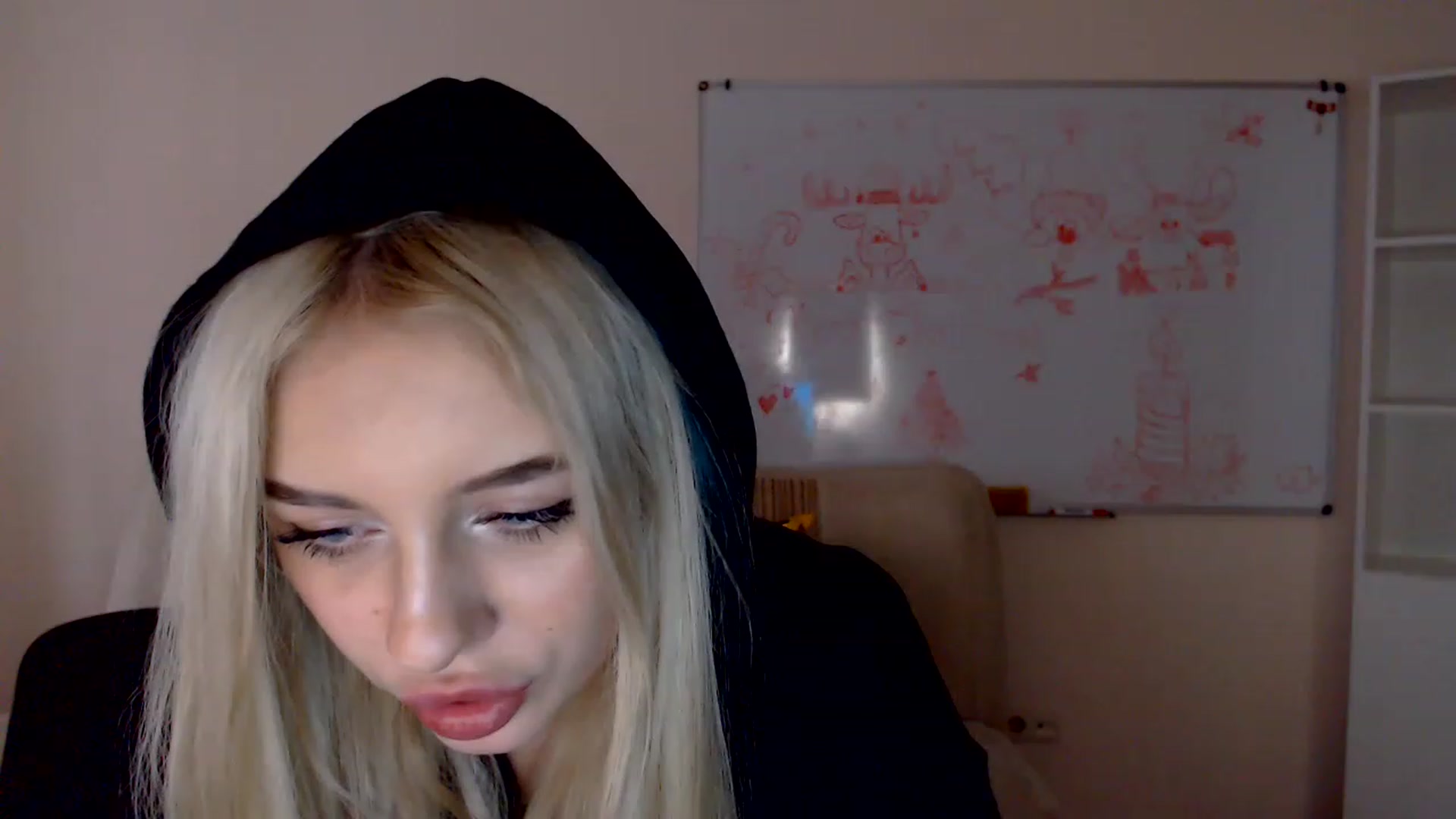 Gallery image thumbnail from Ririma_xo's myfreecams stream on, 12/28/2022, 12:43 image 12 of 20