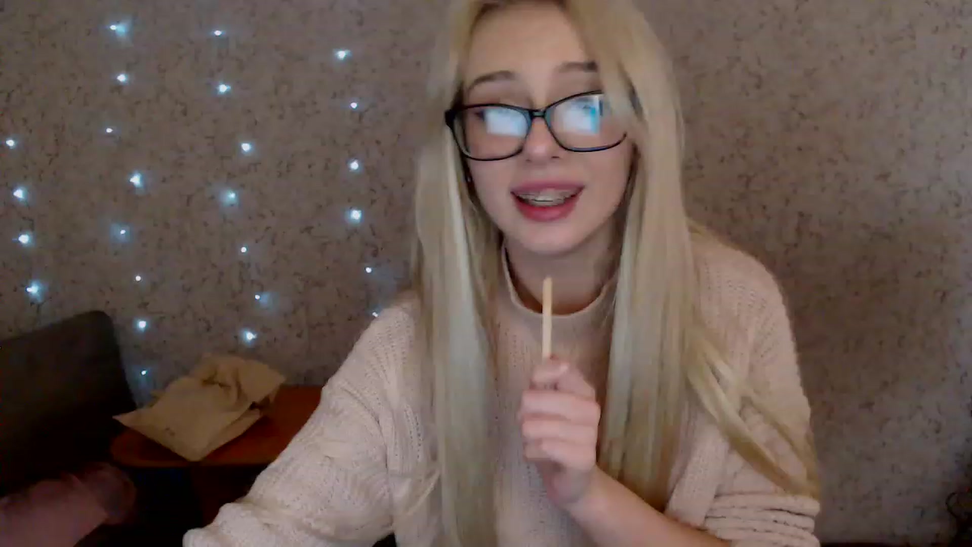 Gallery image thumbnail from Ririma_xo's myfreecams stream on, 12/29/2022, 12:51 image 11 of 20