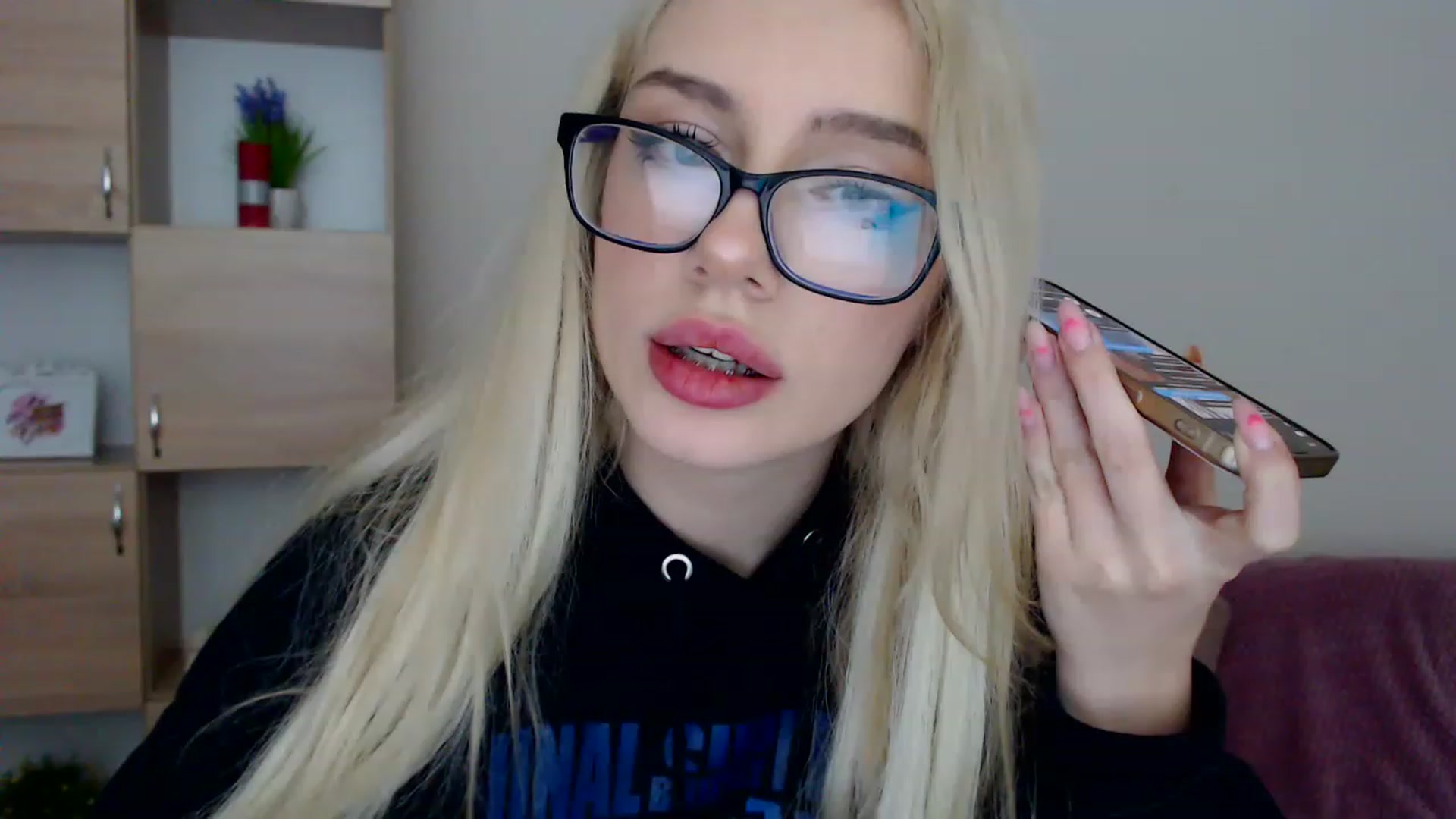 Gallery image thumbnail from Ririma_xo's myfreecams stream on, 12/30/2022, 09:36 image 11 of 20
