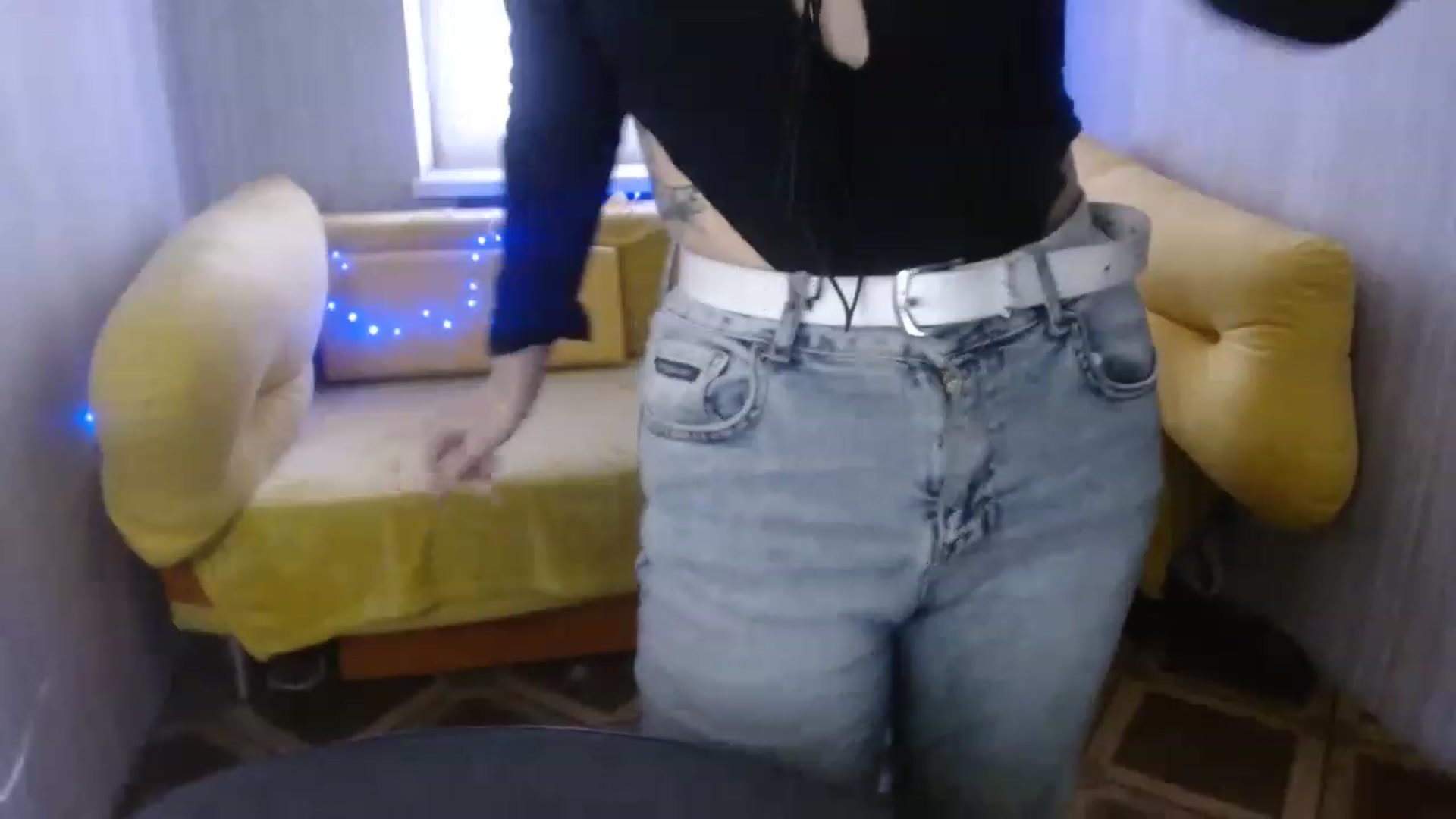Gallery image thumbnail from Ririma_xo's myfreecams stream on, 01/04/2023, 11:54 image 5 of 20