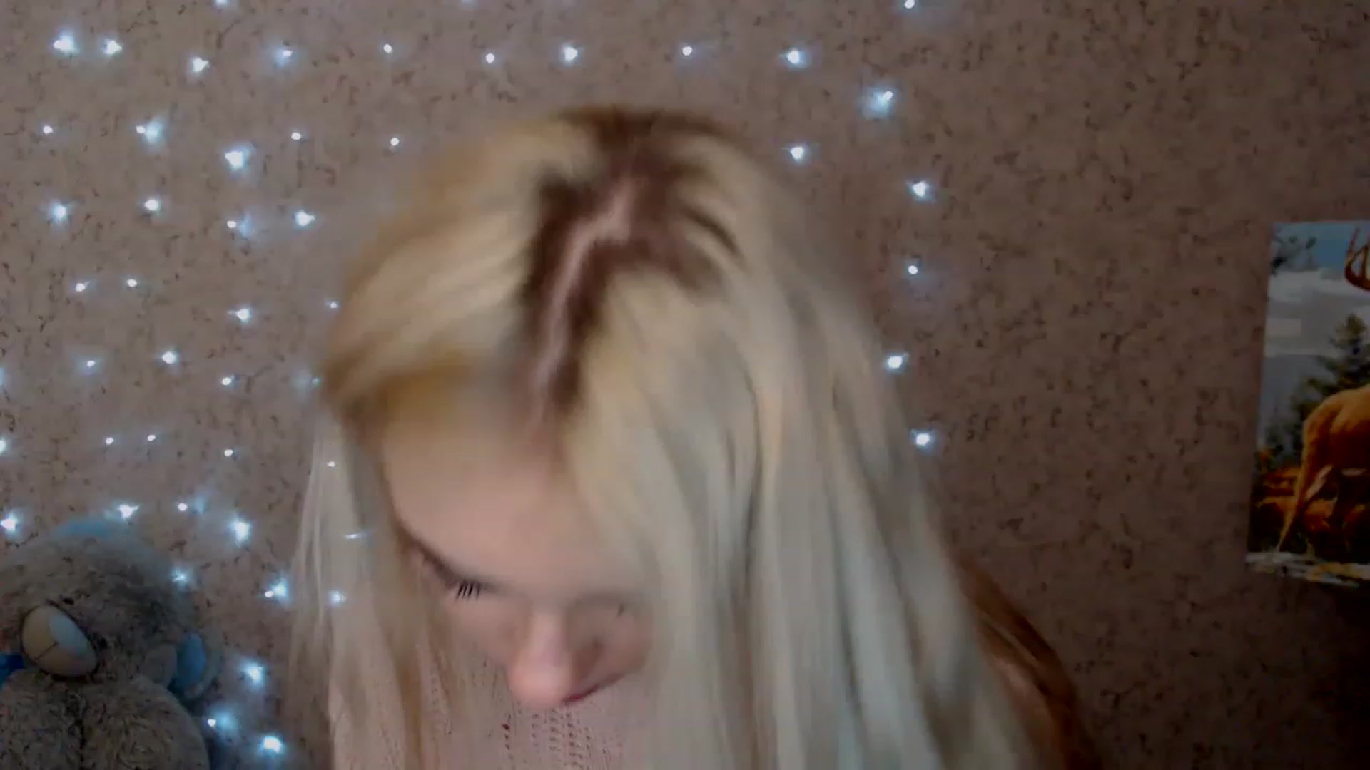 Gallery image thumbnail from Ririma_xo's myfreecams stream on, 01/06/2023, 11:46 image 3 of 20