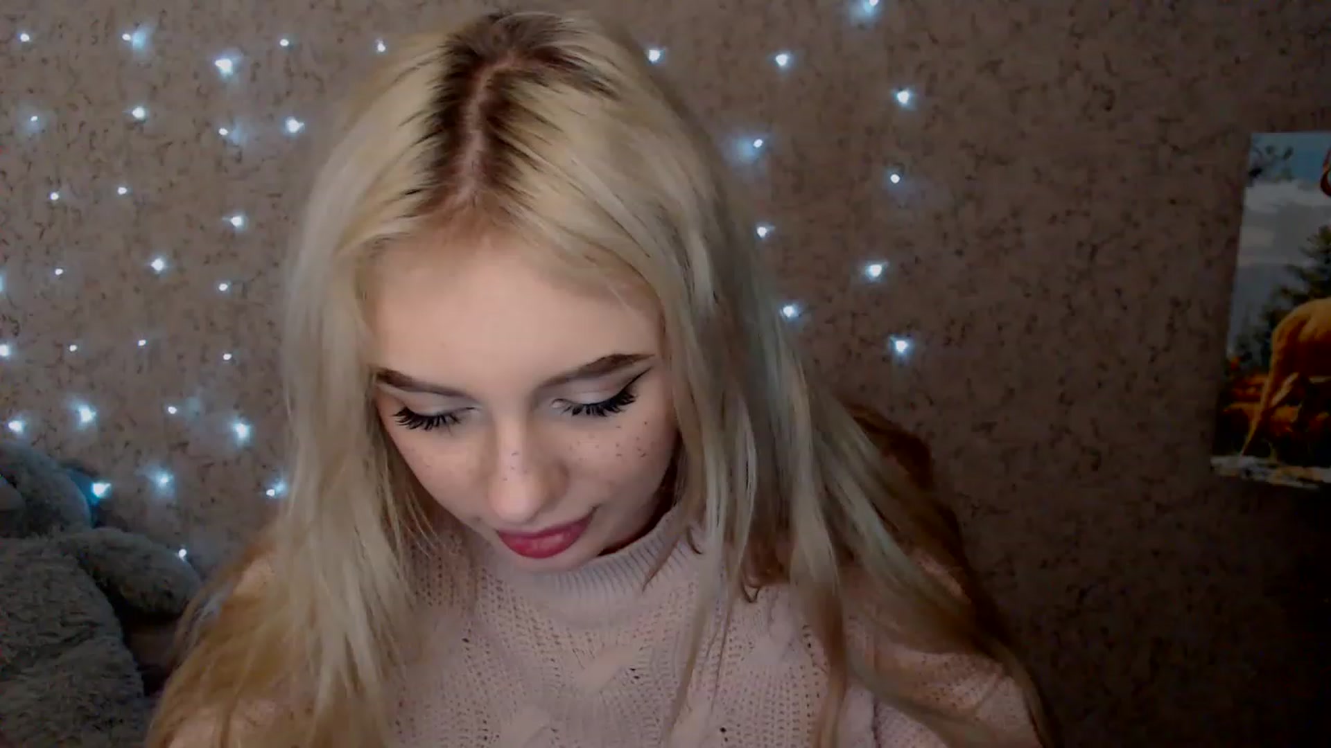 Gallery image thumbnail from Ririma_xo's myfreecams stream on, 01/06/2023, 11:46 image 19 of 20