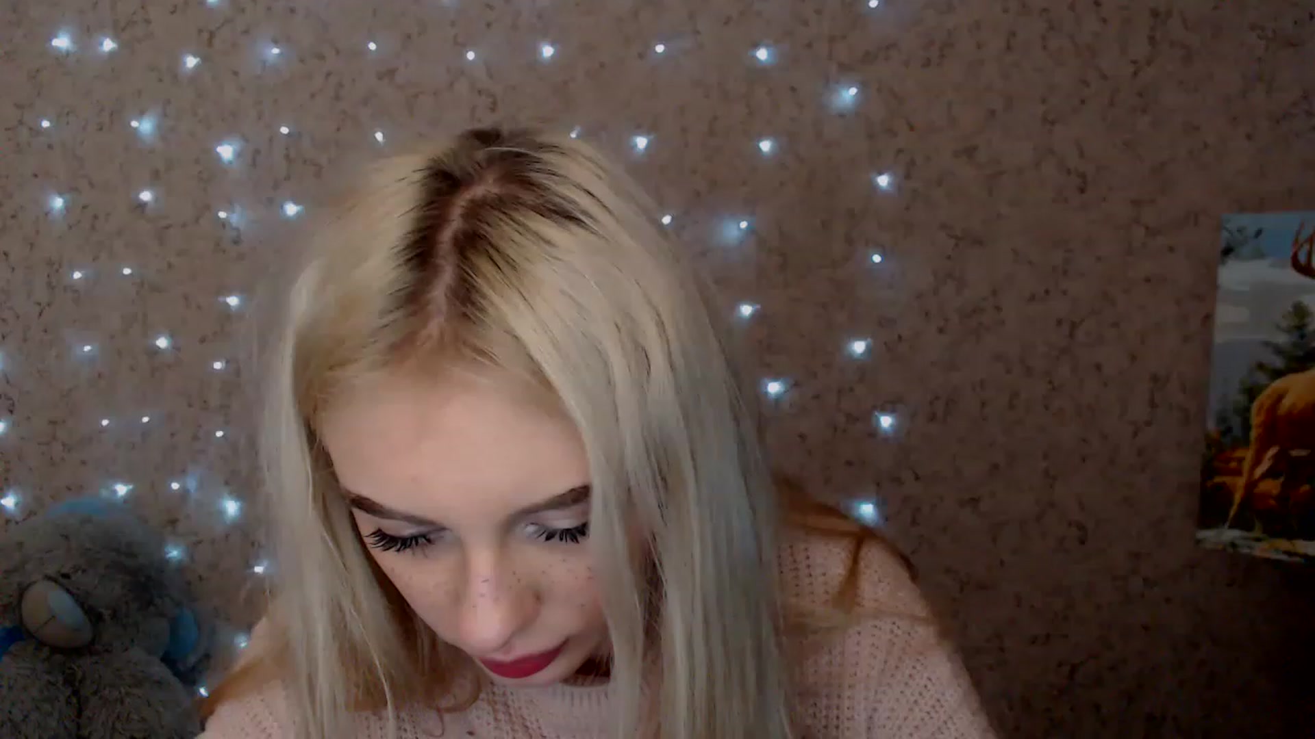 Gallery image thumbnail from Ririma_xo's myfreecams stream on, 01/06/2023, 11:46 image 9 of 20