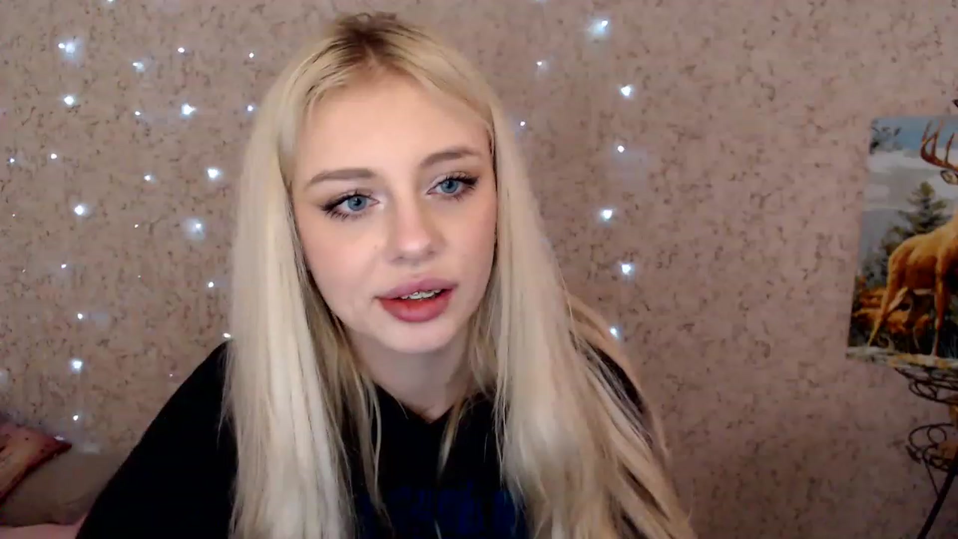 Gallery image thumbnail from Ririma_xo's myfreecams stream on, 01/07/2023, 11:34 image 18 of 20