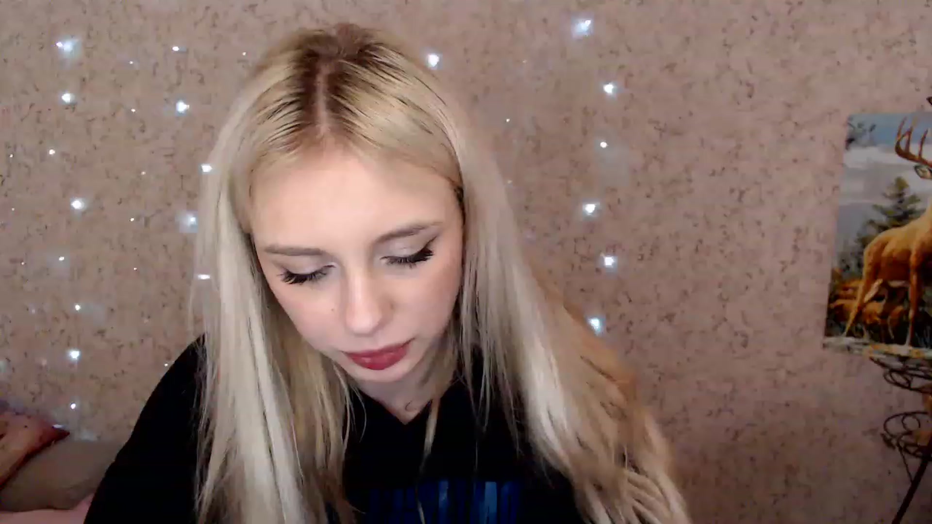 Gallery image thumbnail from Ririma_xo's myfreecams stream on, 01/07/2023, 11:34 image 16 of 20