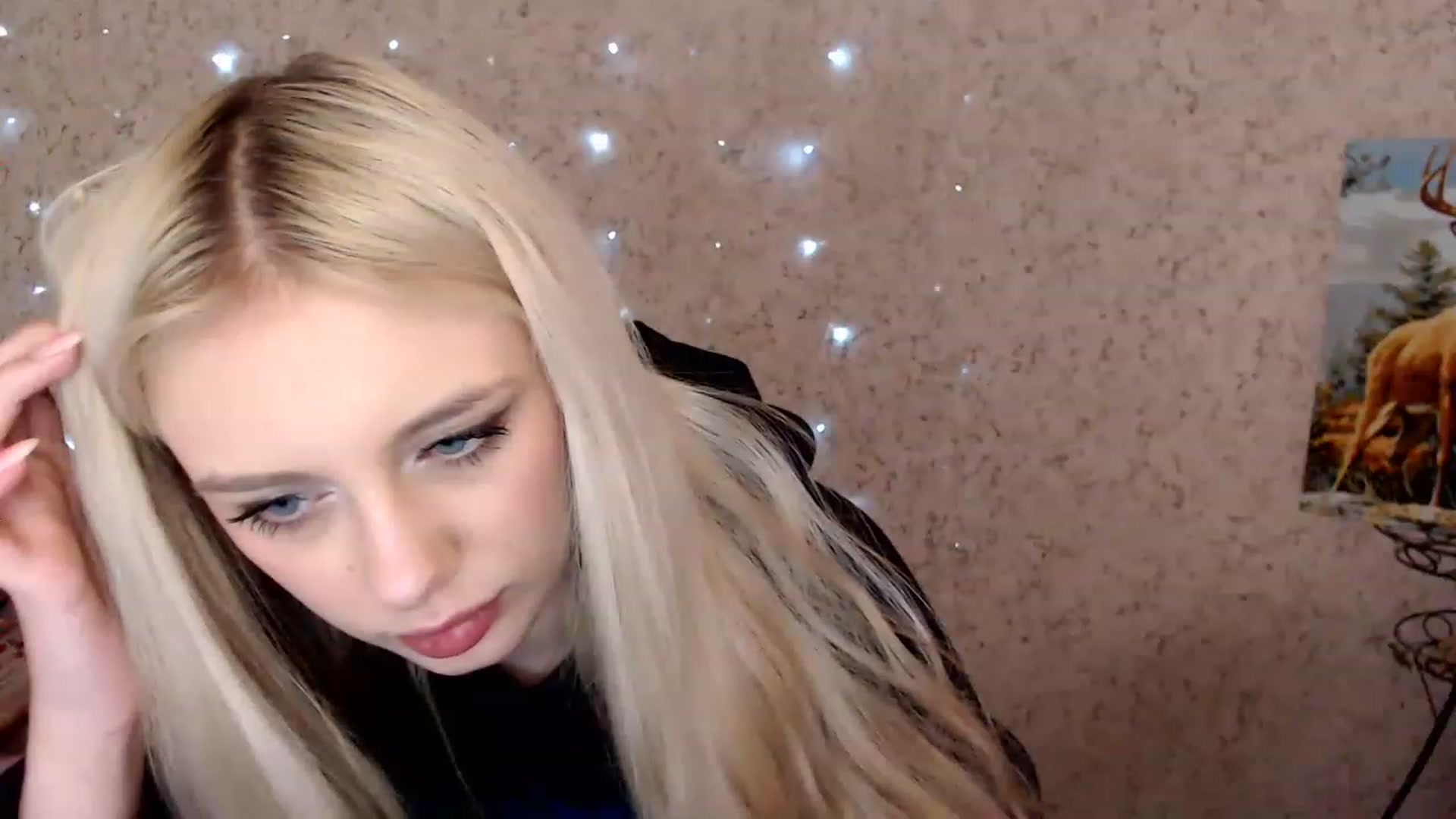 Gallery image thumbnail from Ririma_xo's myfreecams stream on, 01/07/2023, 11:34 image 5 of 20
