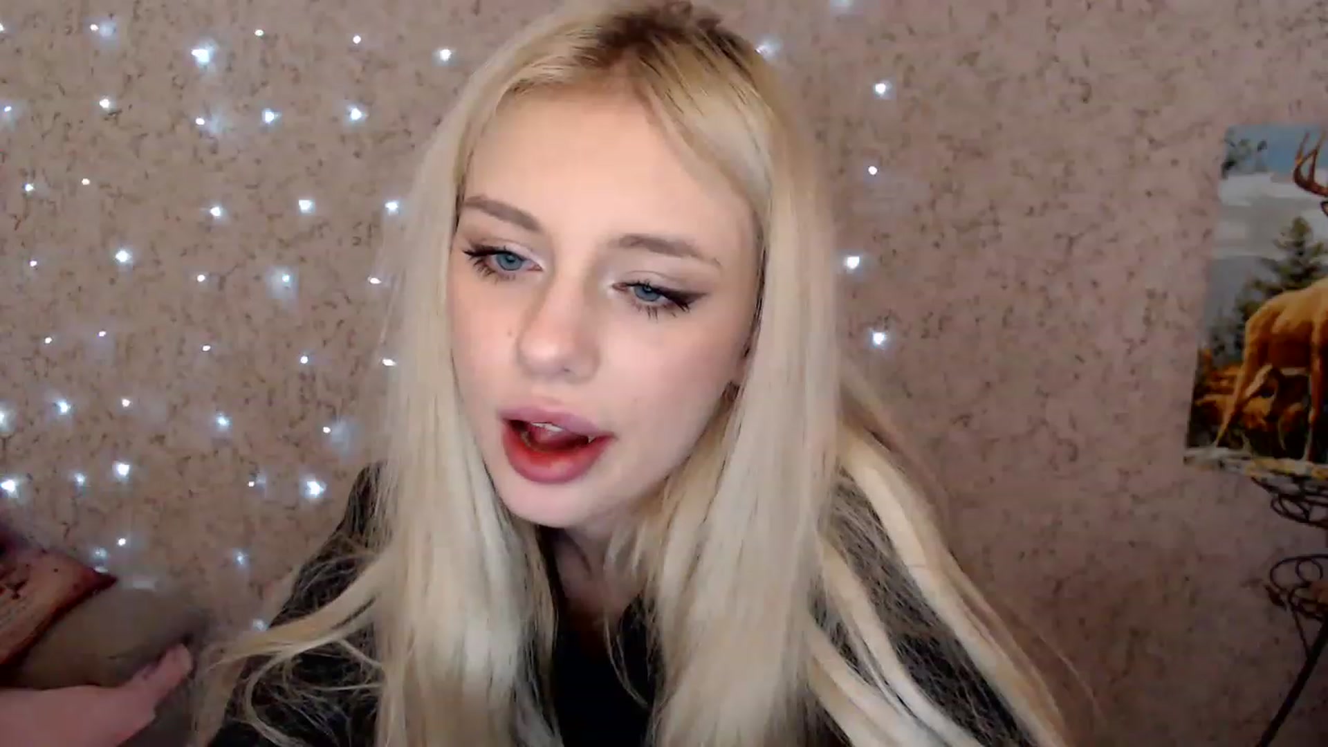 Gallery image thumbnail from Ririma_xo's myfreecams stream on, 01/07/2023, 11:34 image 12 of 20