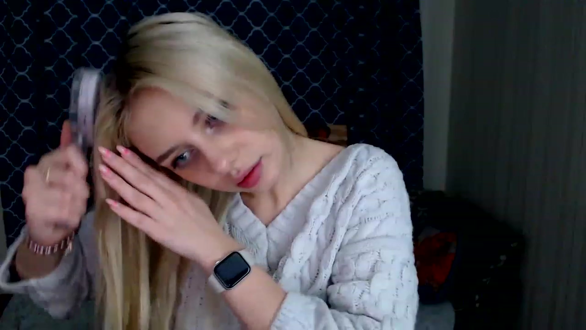 Gallery image thumbnail from Ririma_xo's myfreecams stream on, 01/13/2023, 12:12 image 2 of 20
