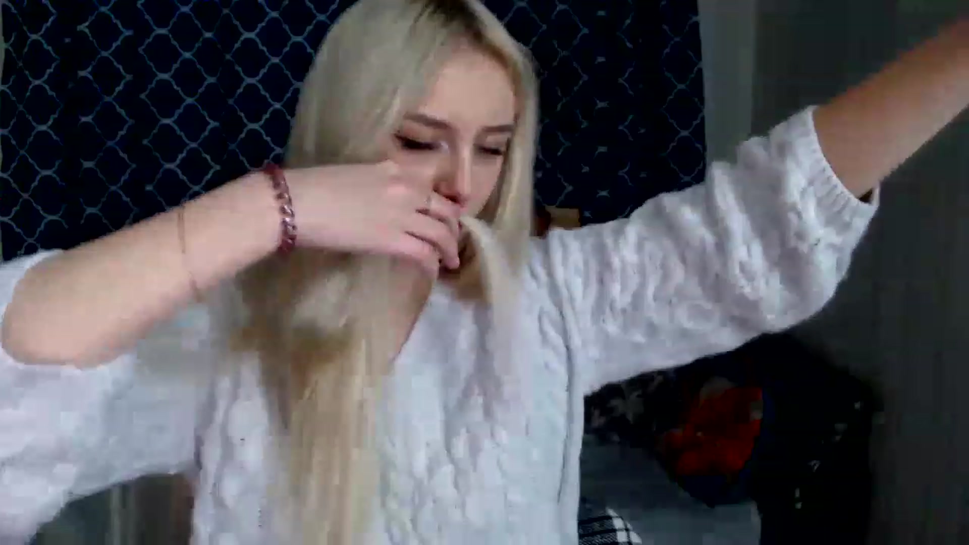 Gallery image thumbnail from Ririma_xo's myfreecams stream on, 01/13/2023, 12:12 image 14 of 20
