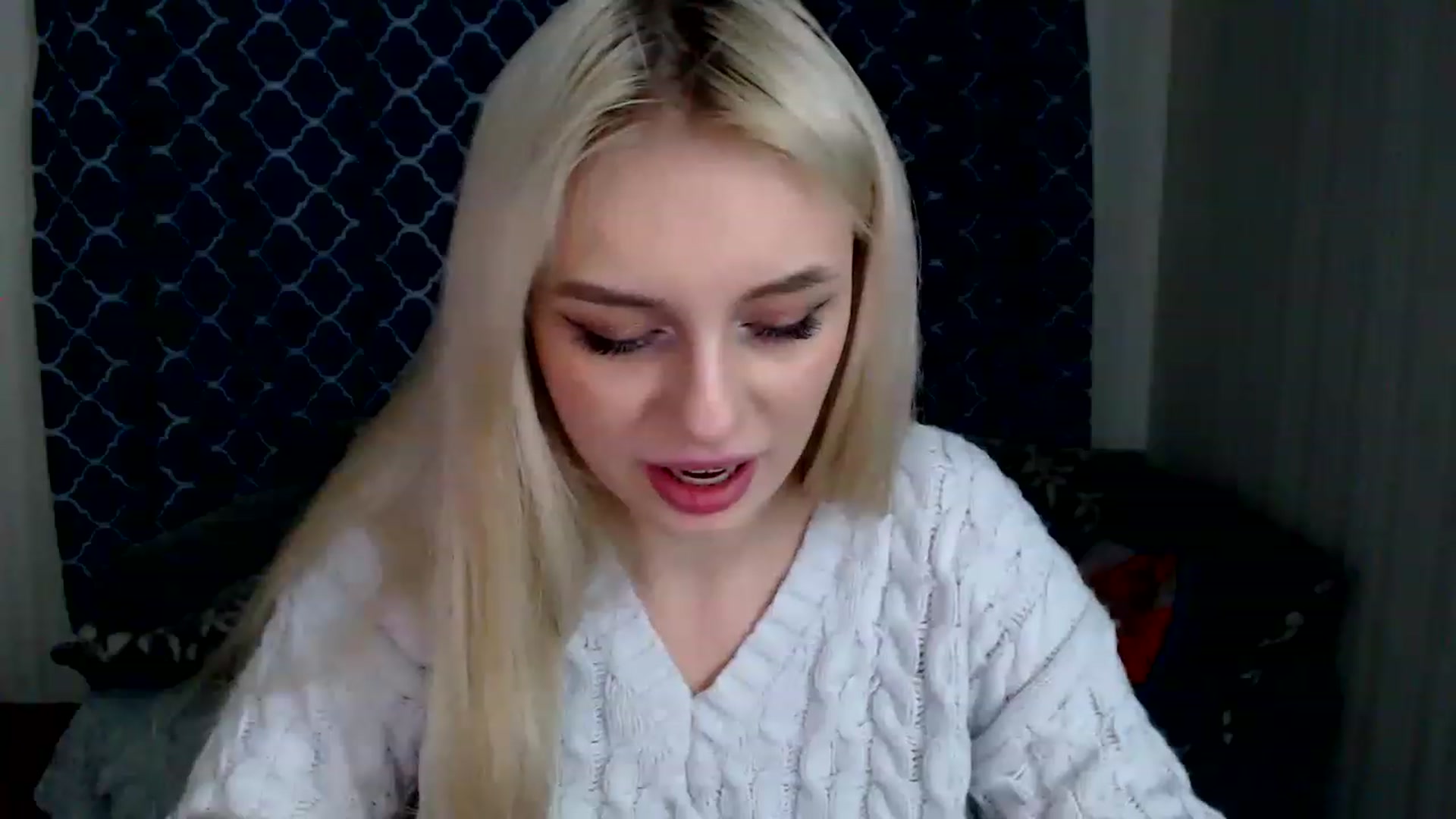 Gallery image thumbnail from Ririma_xo's myfreecams stream on, 01/13/2023, 12:12 image 8 of 20