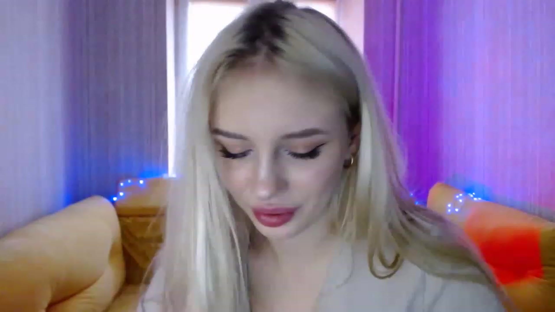 Gallery image thumbnail from Ririma_xo's myfreecams stream on, 01/17/2023, 09:54 image 8 of 20