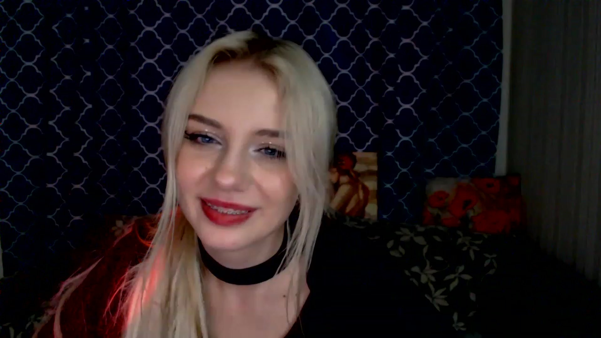 Gallery image thumbnail from Ririma_xo's myfreecams stream on, 01/18/2023, 12:46 image 9 of 20
