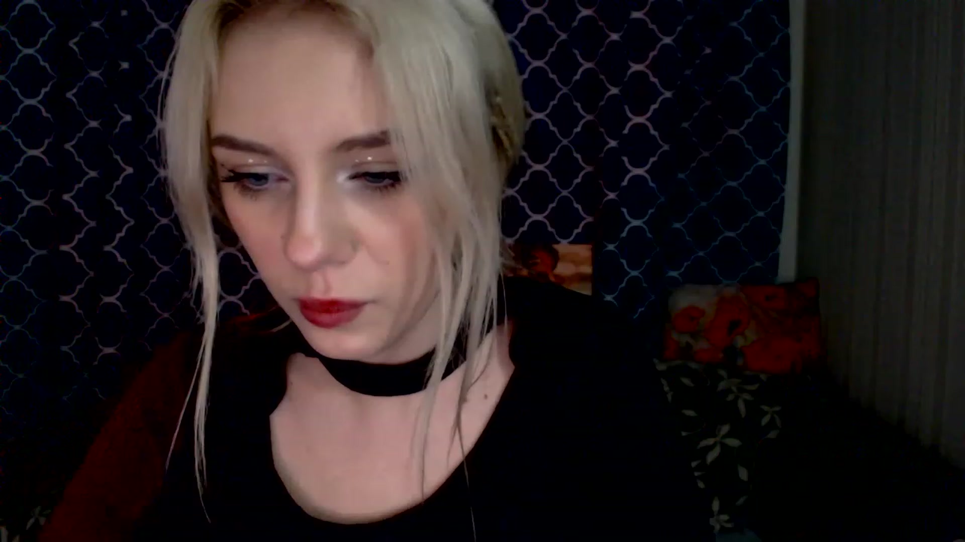 Gallery image thumbnail from Ririma_xo's myfreecams stream on, 01/18/2023, 12:46 image 11 of 20