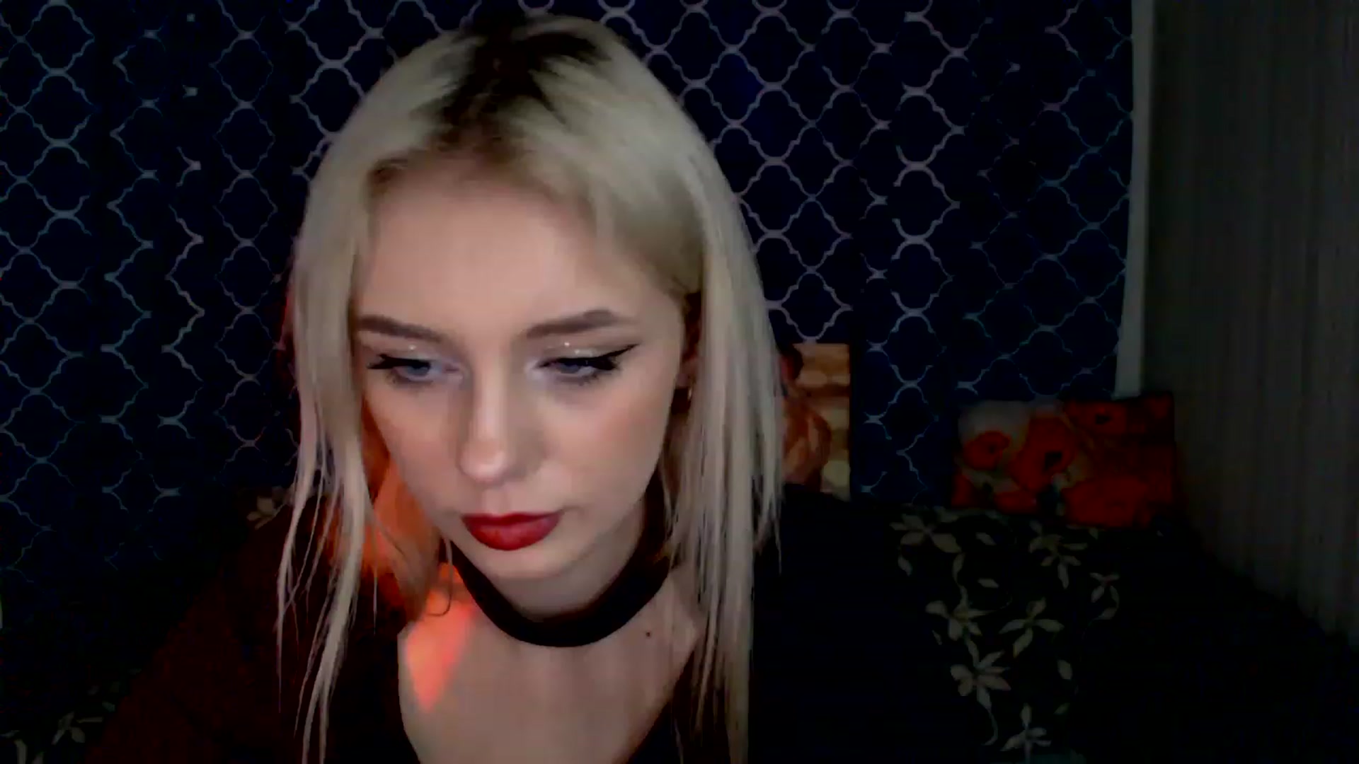 Gallery image thumbnail from Ririma_xo's myfreecams stream on, 01/18/2023, 12:46 image 2 of 20