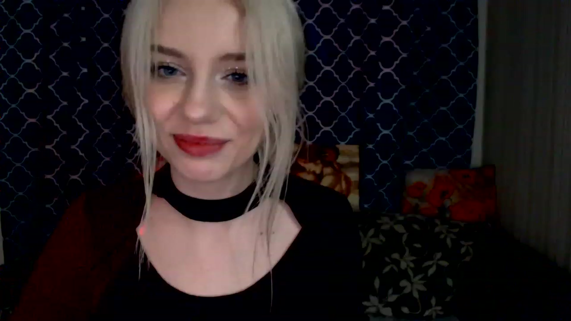 Gallery image thumbnail from Ririma_xo's myfreecams stream on, 01/18/2023, 12:46 image 10 of 20