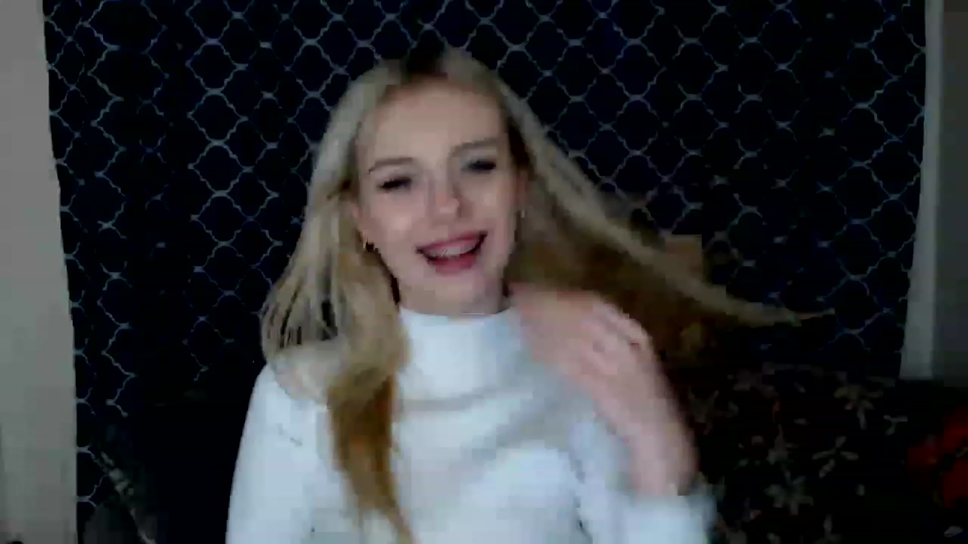 Gallery image thumbnail from Ririma_xo's myfreecams stream on, 01/25/2023, 13:00 image 7 of 20