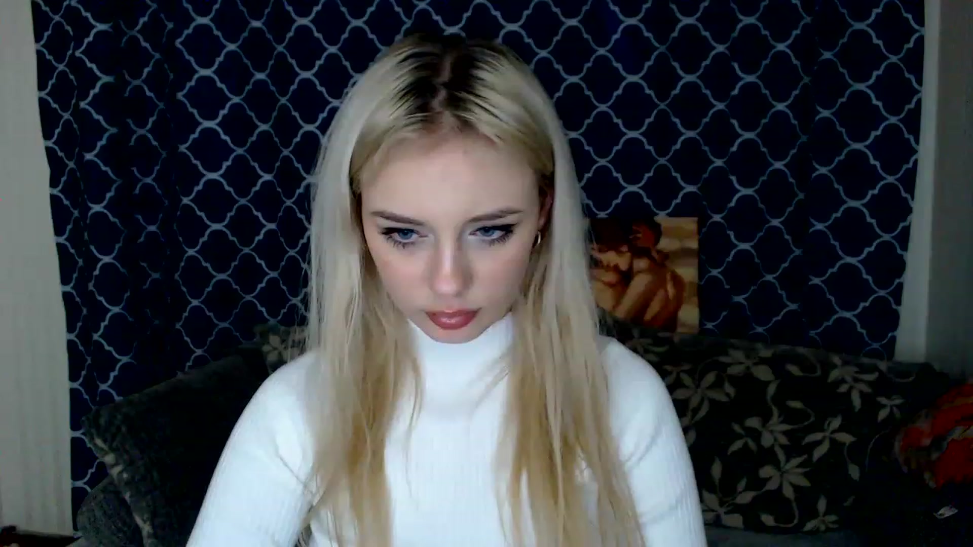 Gallery image thumbnail from Ririma_xo's myfreecams stream on, 01/25/2023, 13:00 image 12 of 20