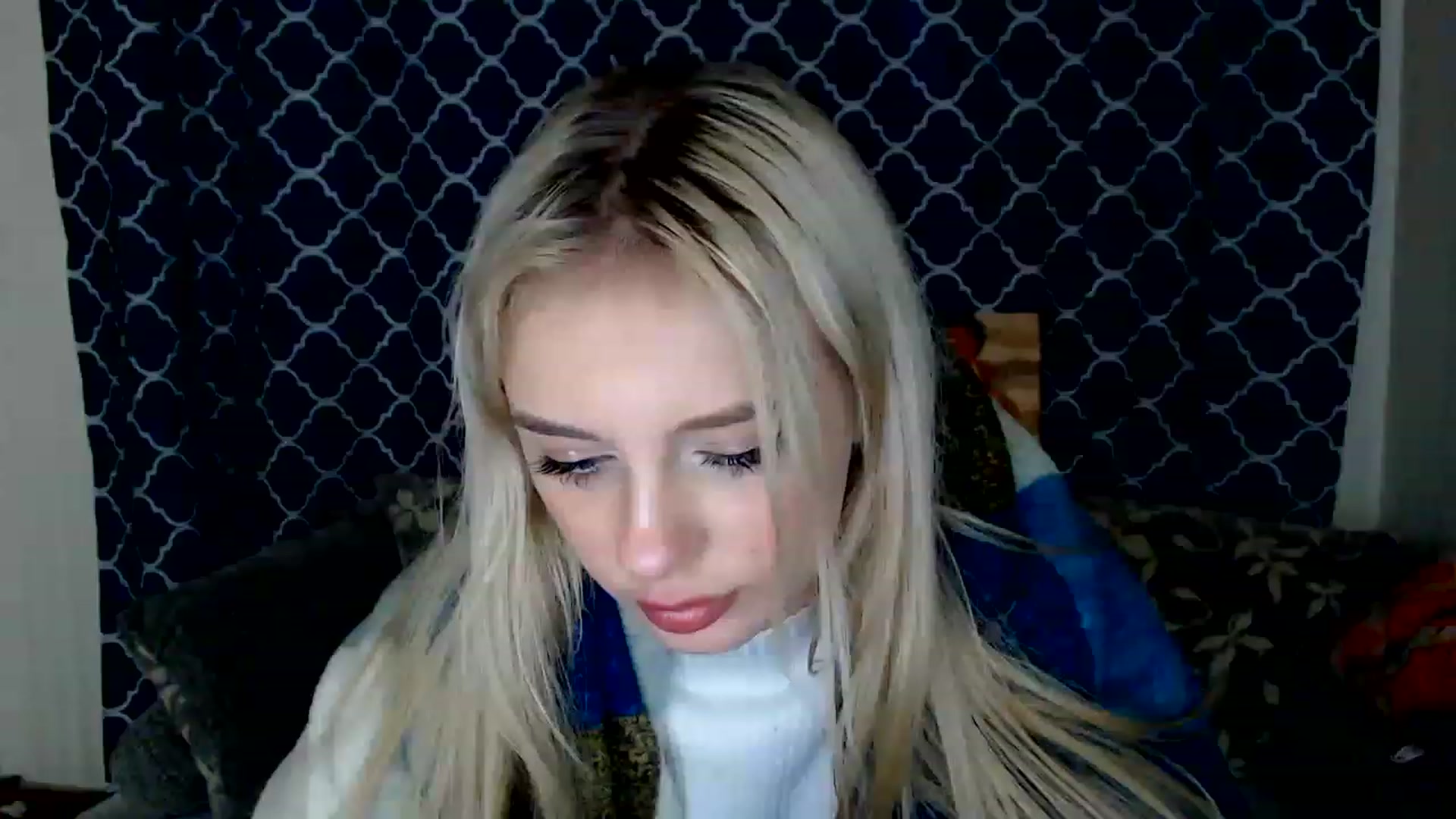 Gallery image thumbnail from Ririma_xo's myfreecams stream on, 01/25/2023, 13:00 image 16 of 20