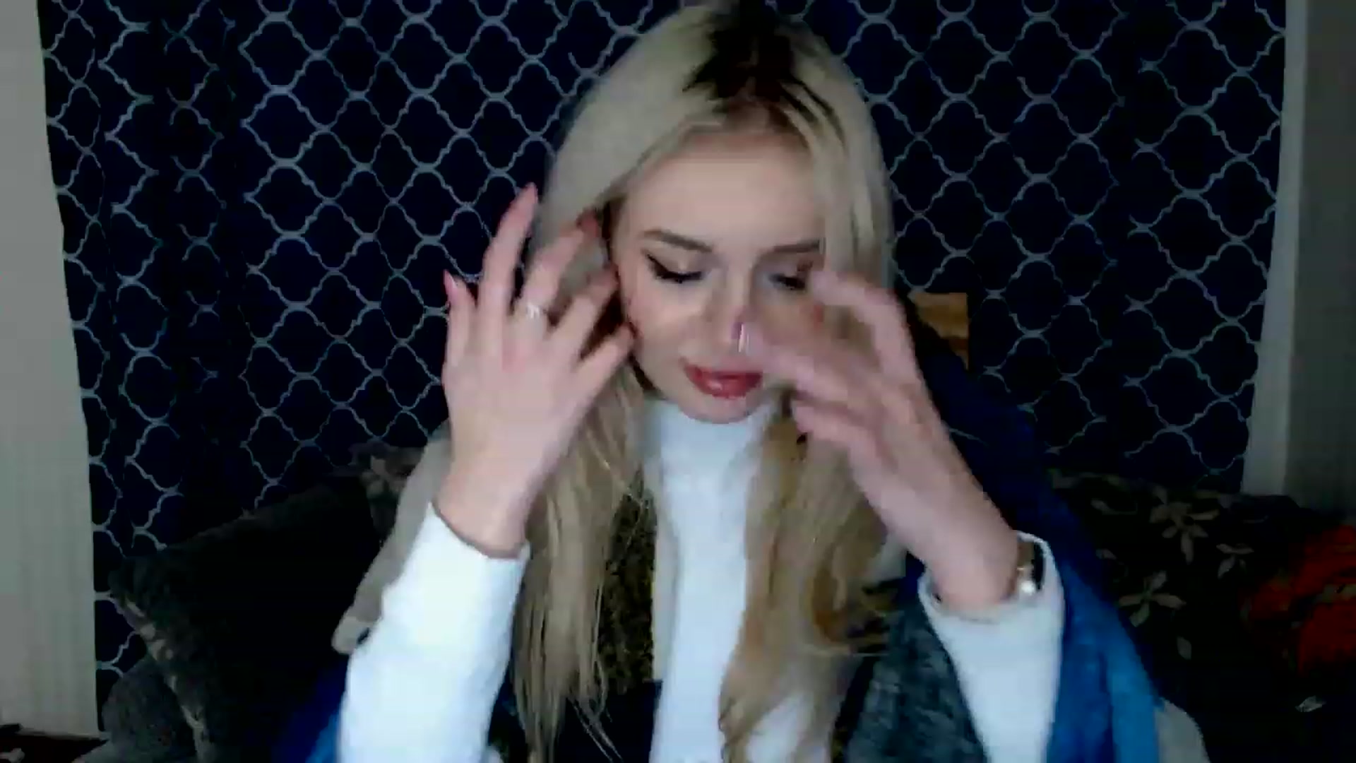 Gallery image thumbnail from Ririma_xo's myfreecams stream on, 01/25/2023, 13:00 image 17 of 20