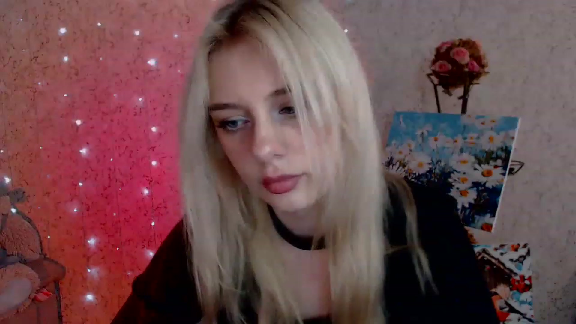 Gallery image thumbnail from Ririma_xo's myfreecams stream on, 02/06/2023, 13:07 image 5 of 20