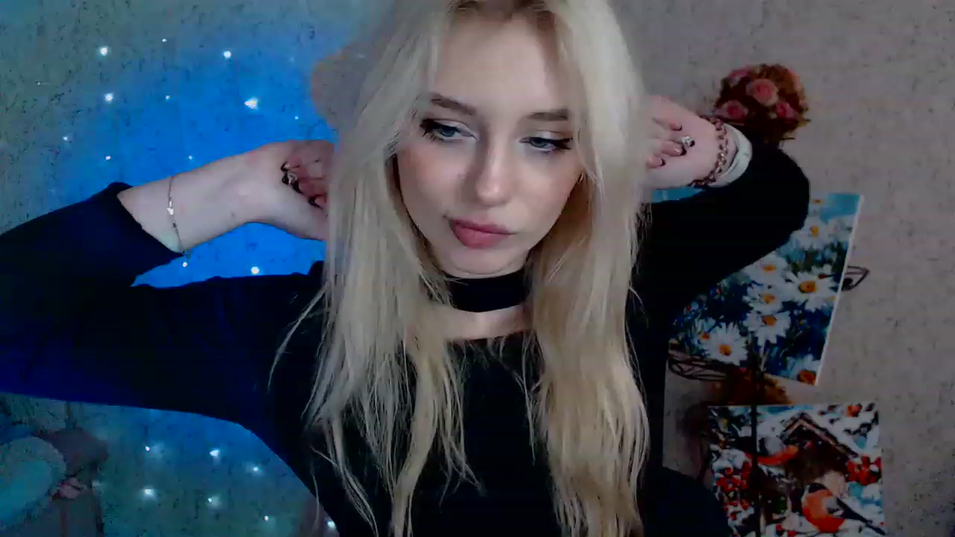 Gallery image thumbnail from Ririma_xo's myfreecams stream on, 02/06/2023, 13:07 image 10 of 20