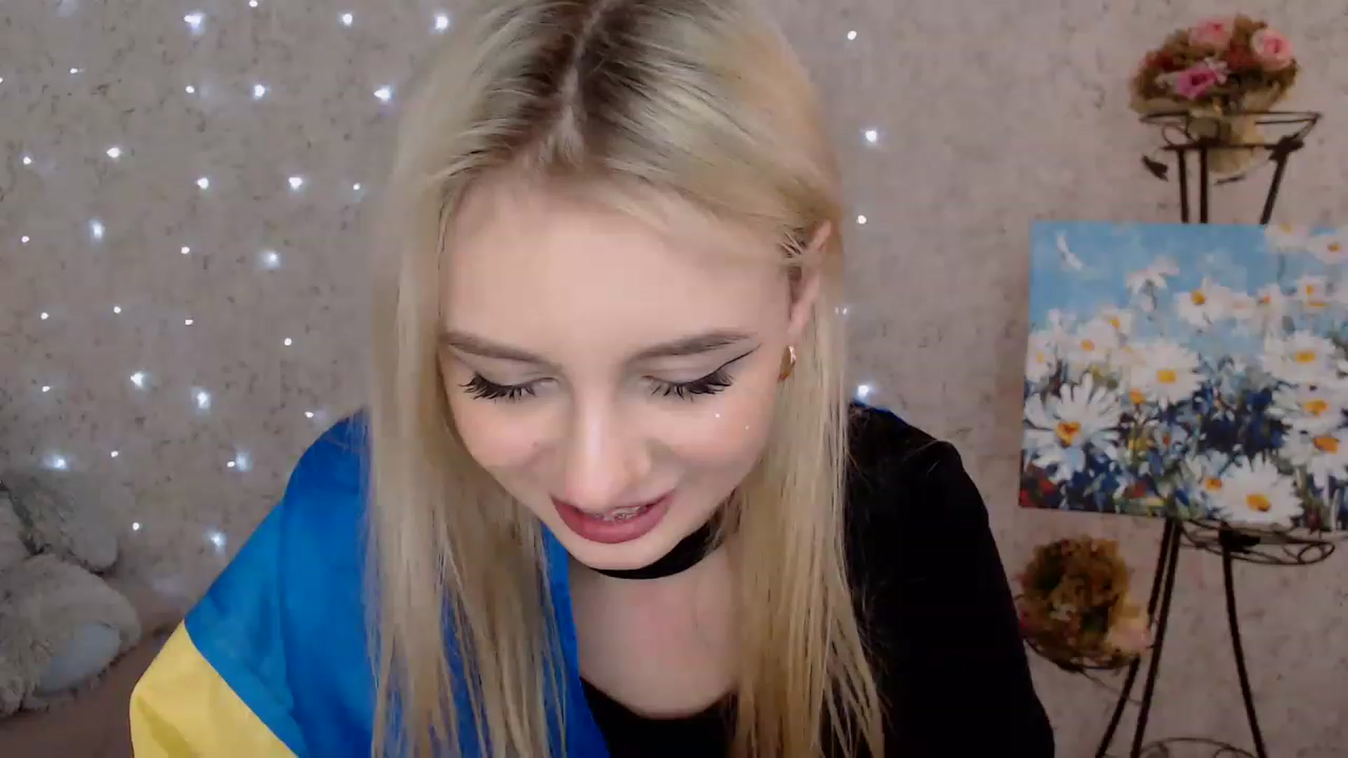 Gallery image thumbnail from Ririma_xo's myfreecams stream on, 02/24/2023, 13:07 image 11 of 20