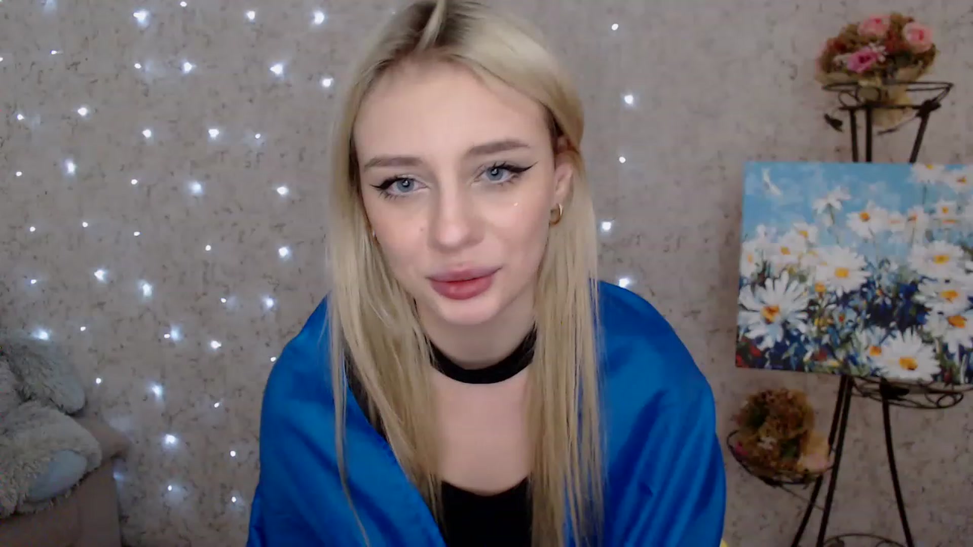 Gallery image thumbnail from Ririma_xo's myfreecams stream on, 02/24/2023, 13:07 image 19 of 20