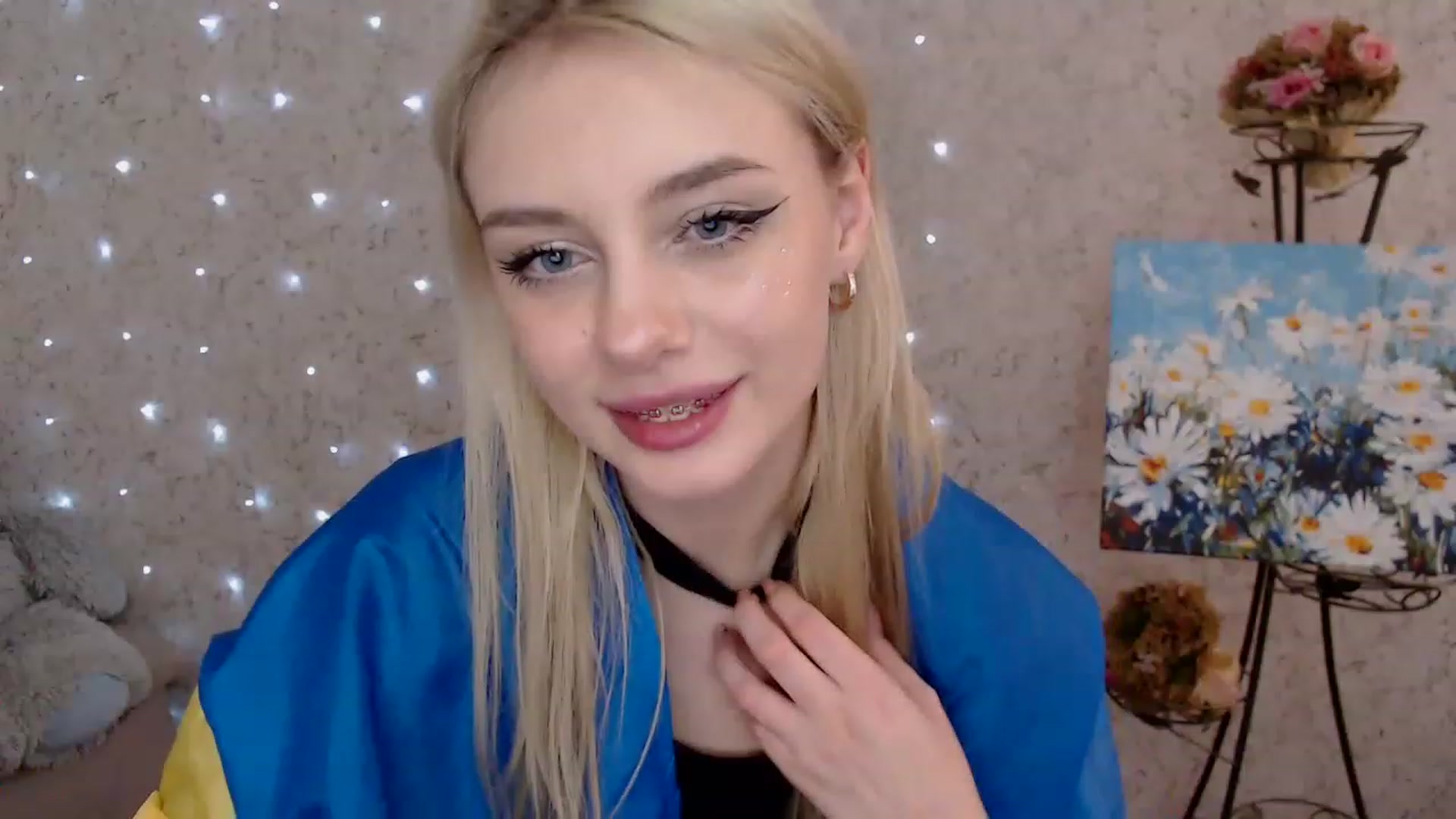 Gallery image thumbnail from Ririma_xo's myfreecams stream on, 02/24/2023, 13:07 image 6 of 20