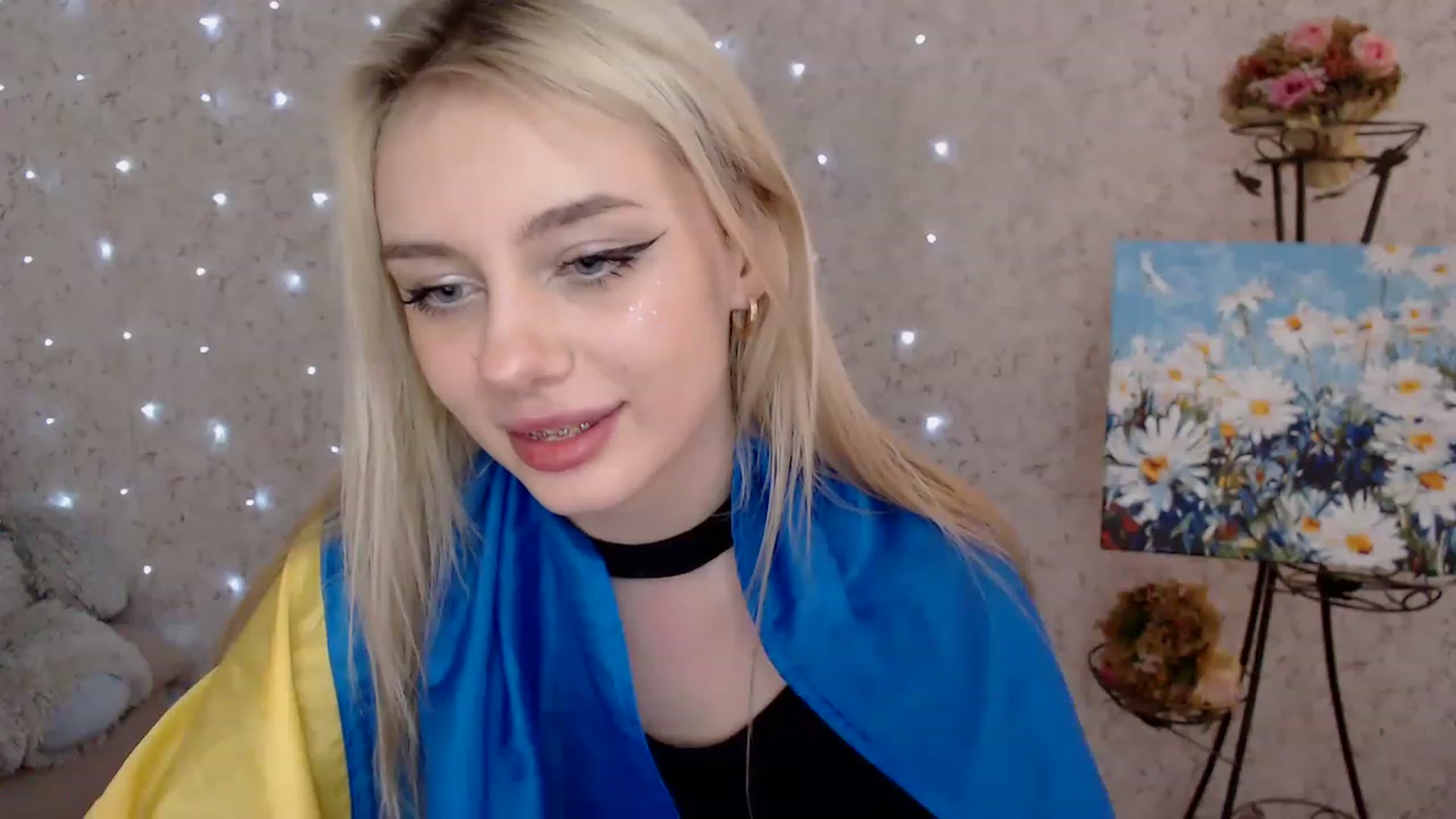 Gallery image thumbnail from Ririma_xo's myfreecams stream on, 02/24/2023, 13:07 image 10 of 20