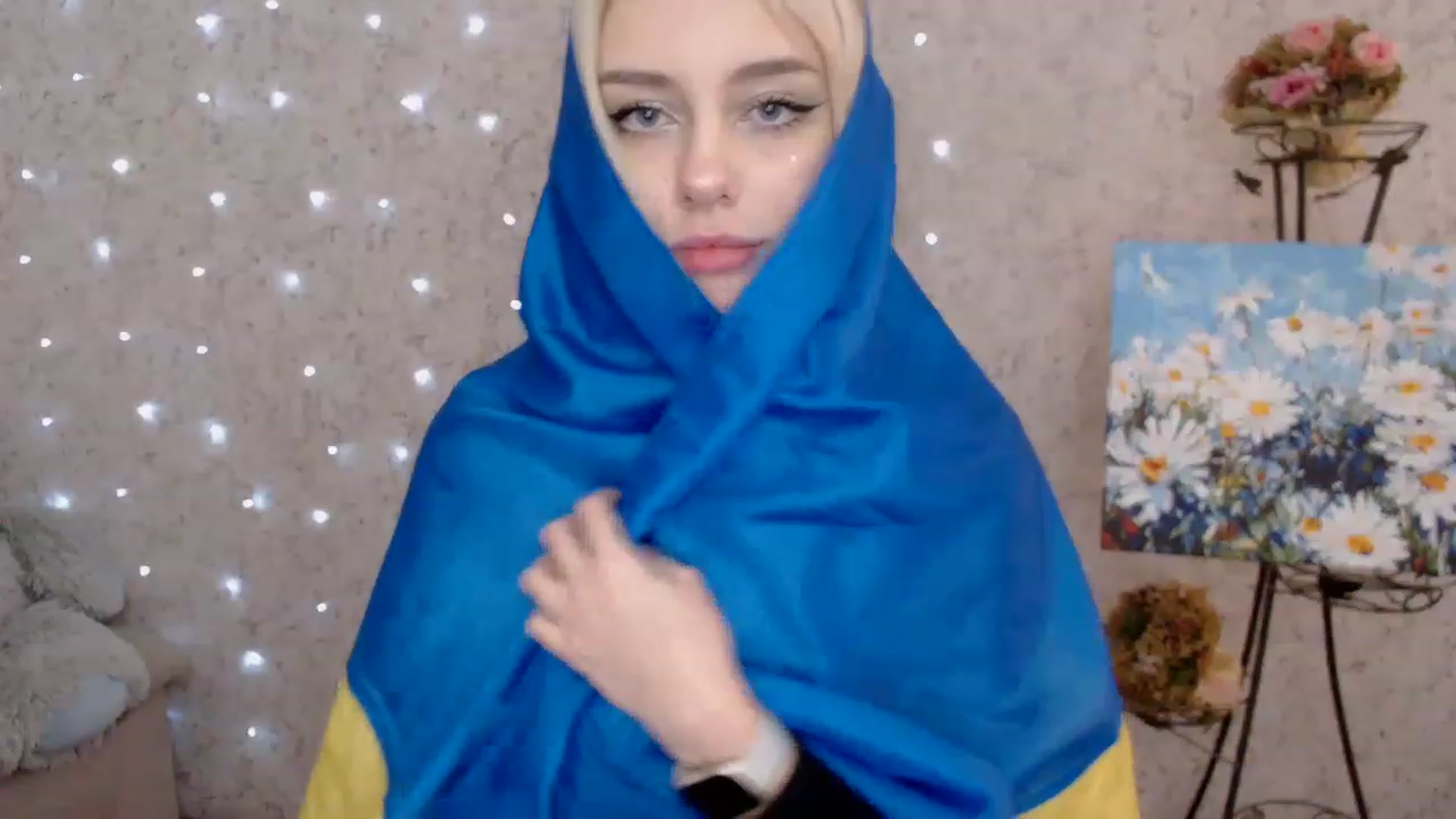 Gallery image thumbnail from Ririma_xo's myfreecams stream on, 02/24/2023, 13:07 image 12 of 20