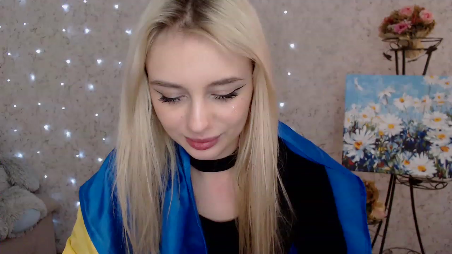 Gallery image thumbnail from Ririma_xo's myfreecams stream on, 02/24/2023, 13:07 image 9 of 20