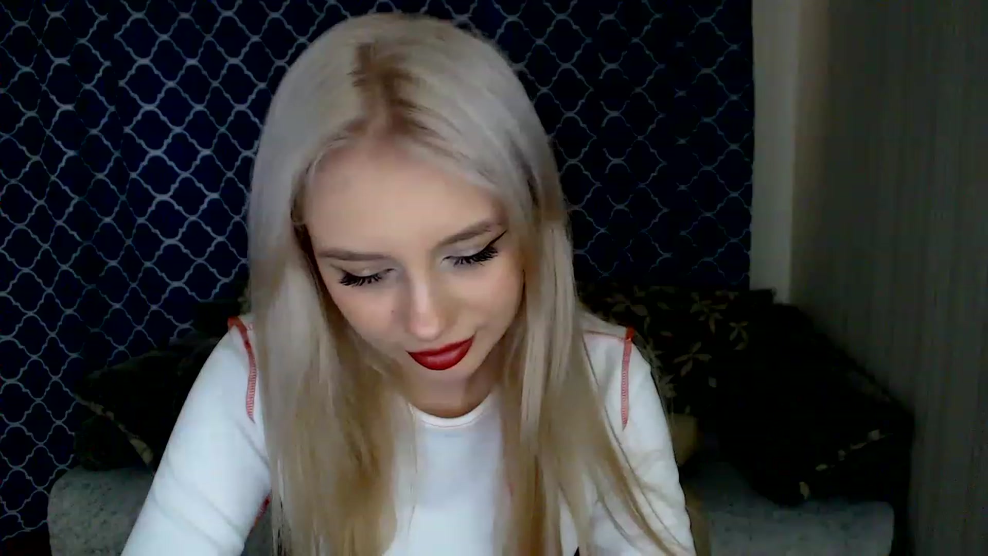 Gallery image thumbnail from Ririma_xo's myfreecams stream on, 03/07/2023, 12:46 image 19 of 20