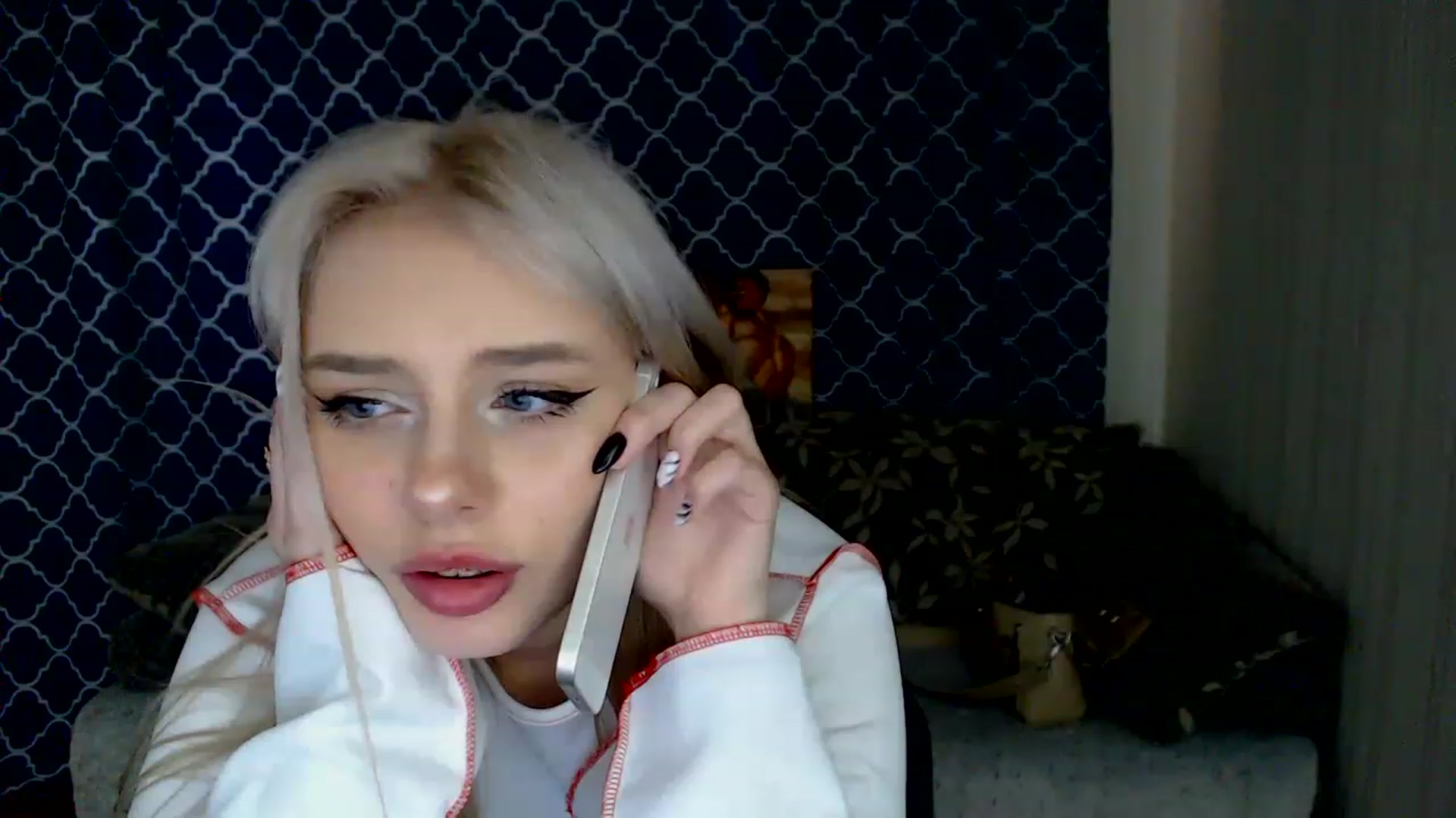 Gallery image thumbnail from Ririma_xo's myfreecams stream on, 03/07/2023, 12:46 image 18 of 20