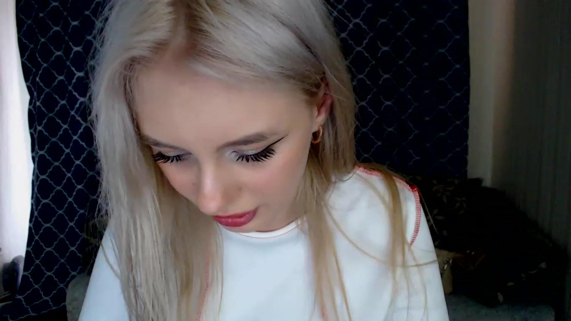 Gallery image thumbnail from Ririma_xo's myfreecams stream on, 03/07/2023, 12:46 image 8 of 20