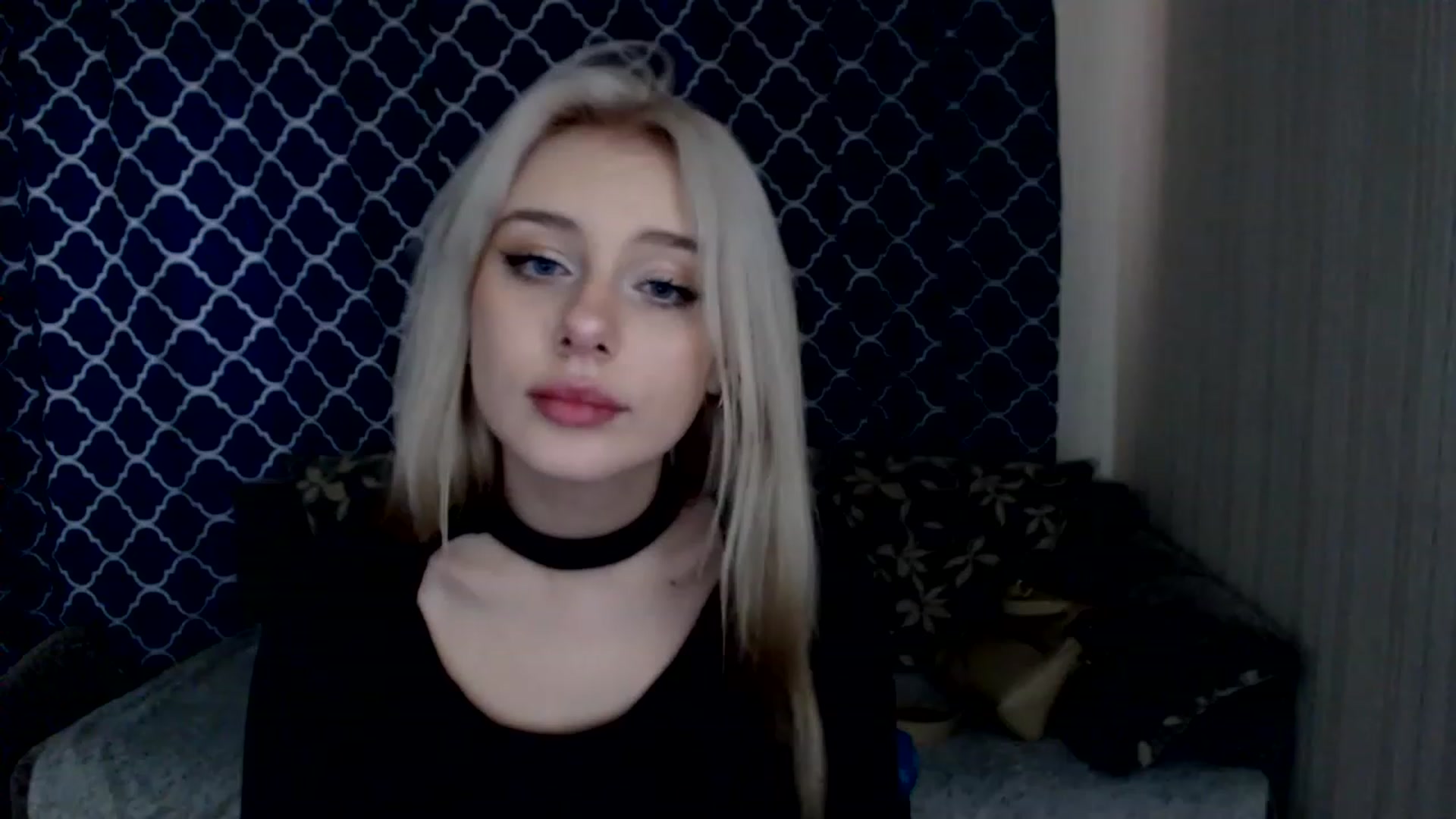 Gallery image thumbnail from Ririma_xo's myfreecams stream on, 03/08/2023, 11:57 image 5 of 20
